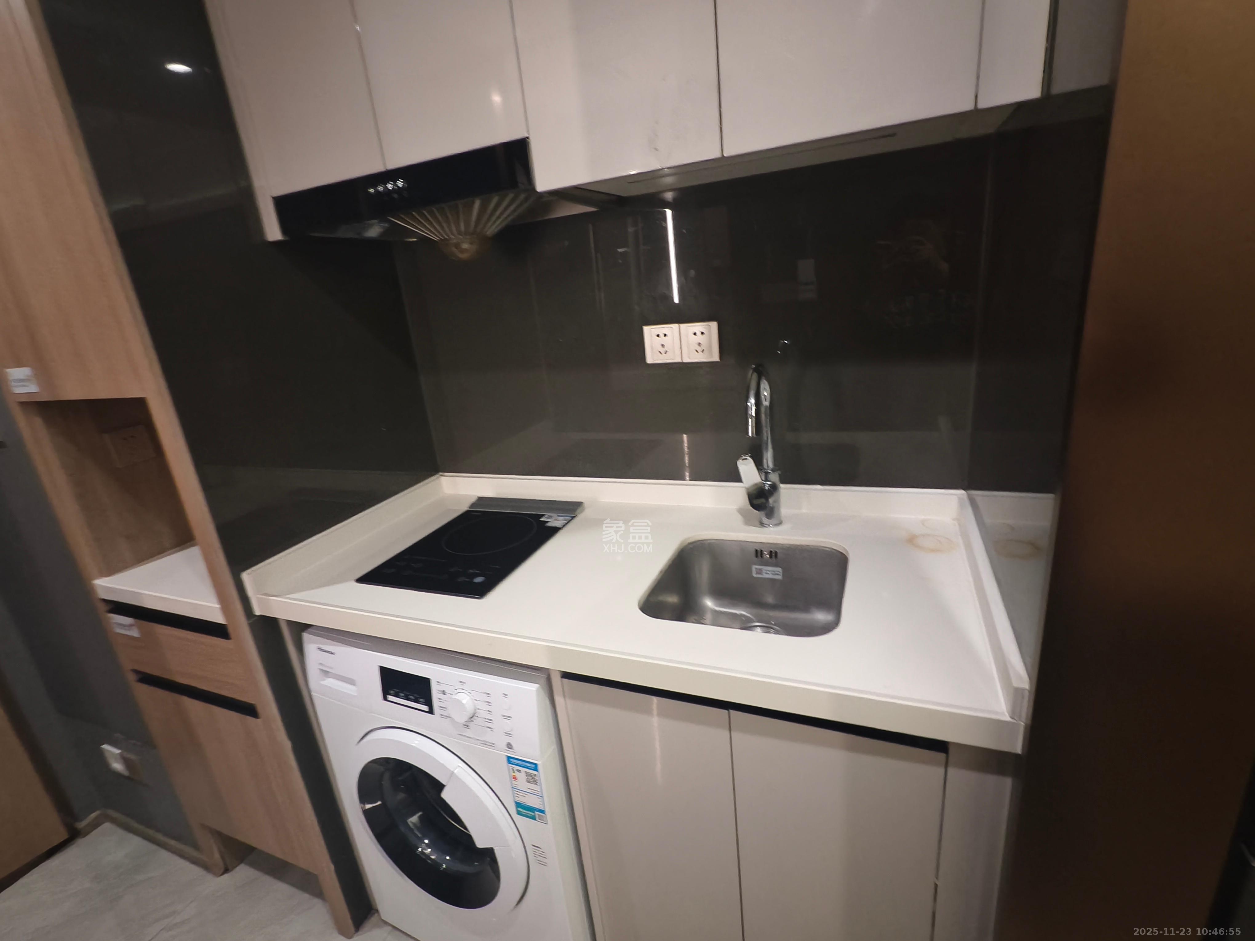 华远华时代 1室1厅1卫 1800.0元/月 华远华时代 1室1厅1卫 1800.0元/月室内图