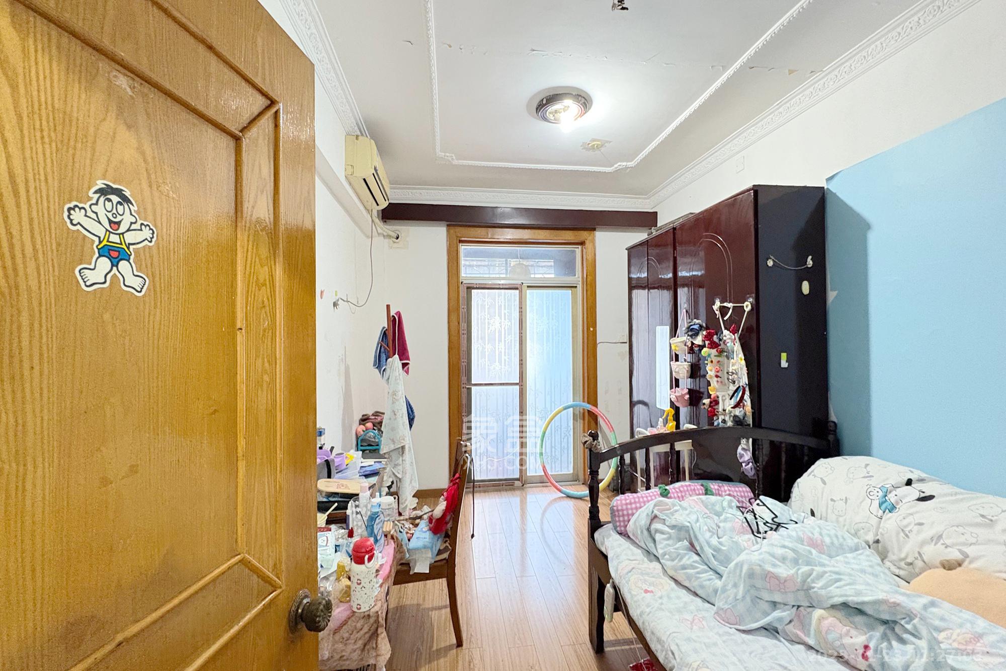 复兴街（陈家巷）散盘  2室2厅1卫    56.0万卧室