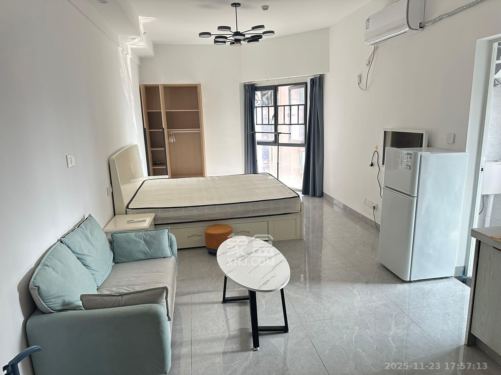 绿洲花园  1室1厅1卫    1700.0元/月