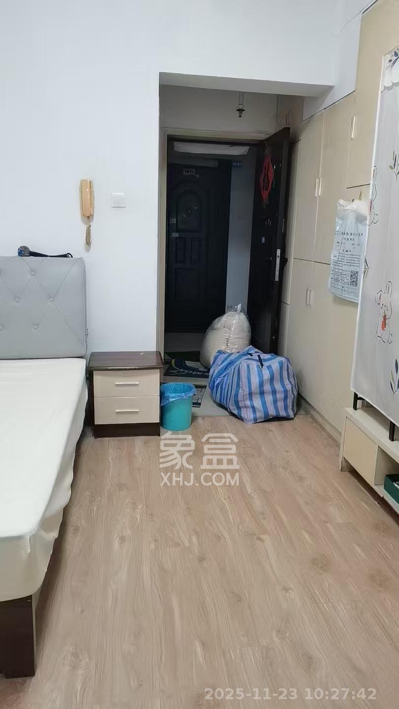 时代先锋  1室0厅1卫    1200.0元/月室内图