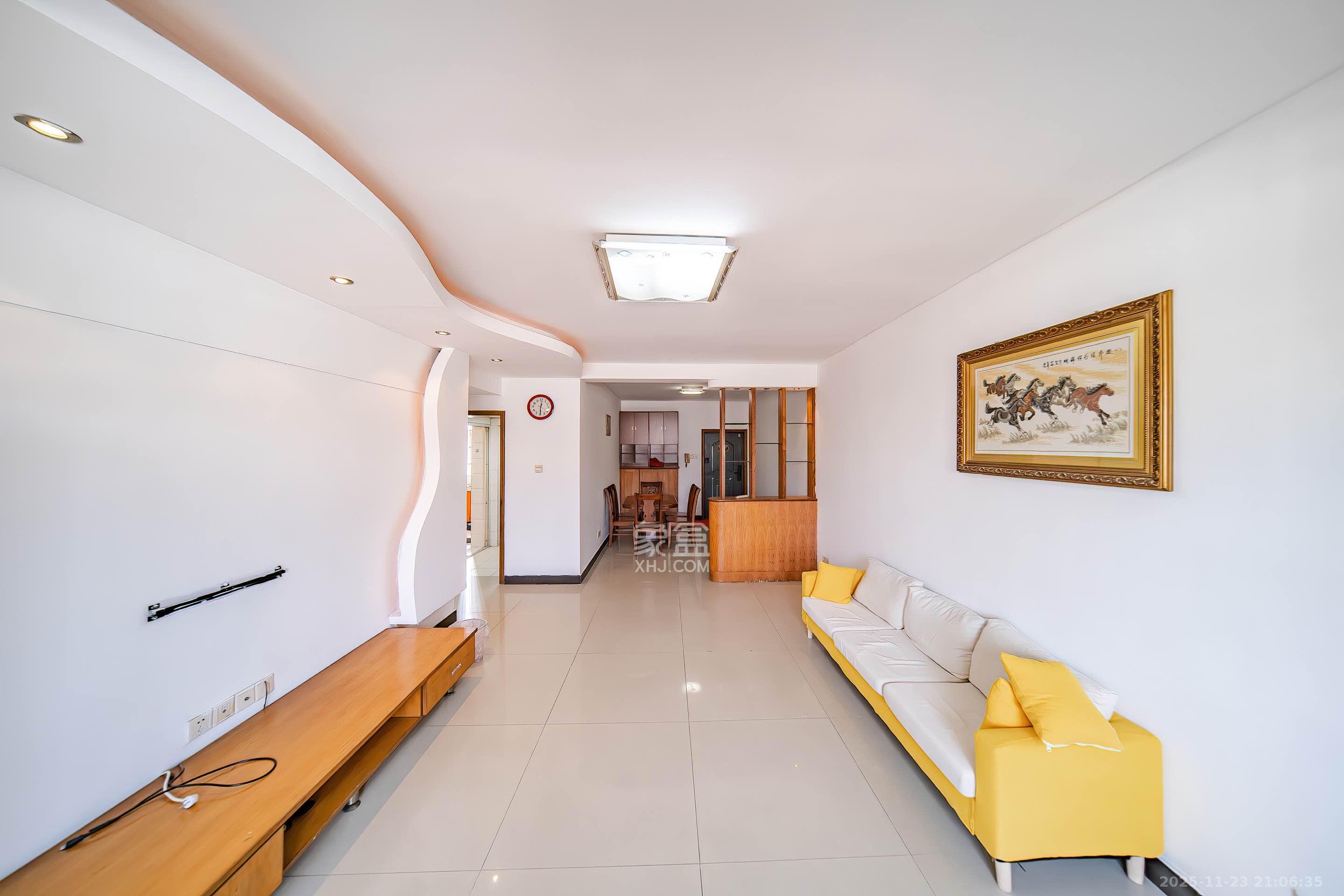 德雅苑  3室2厅1卫    2600.0元/月