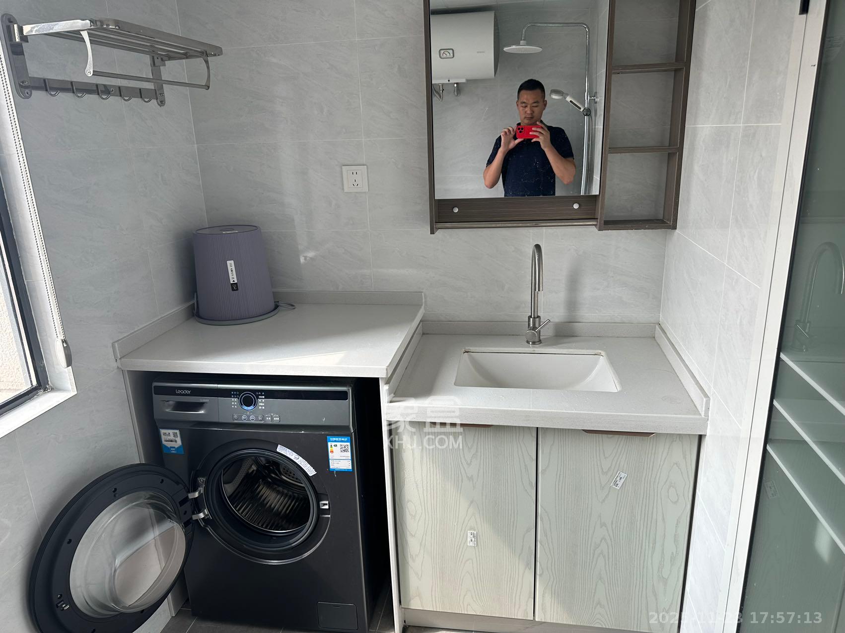 绿洲花园  1室1厅1卫    1700.0元/月室内图