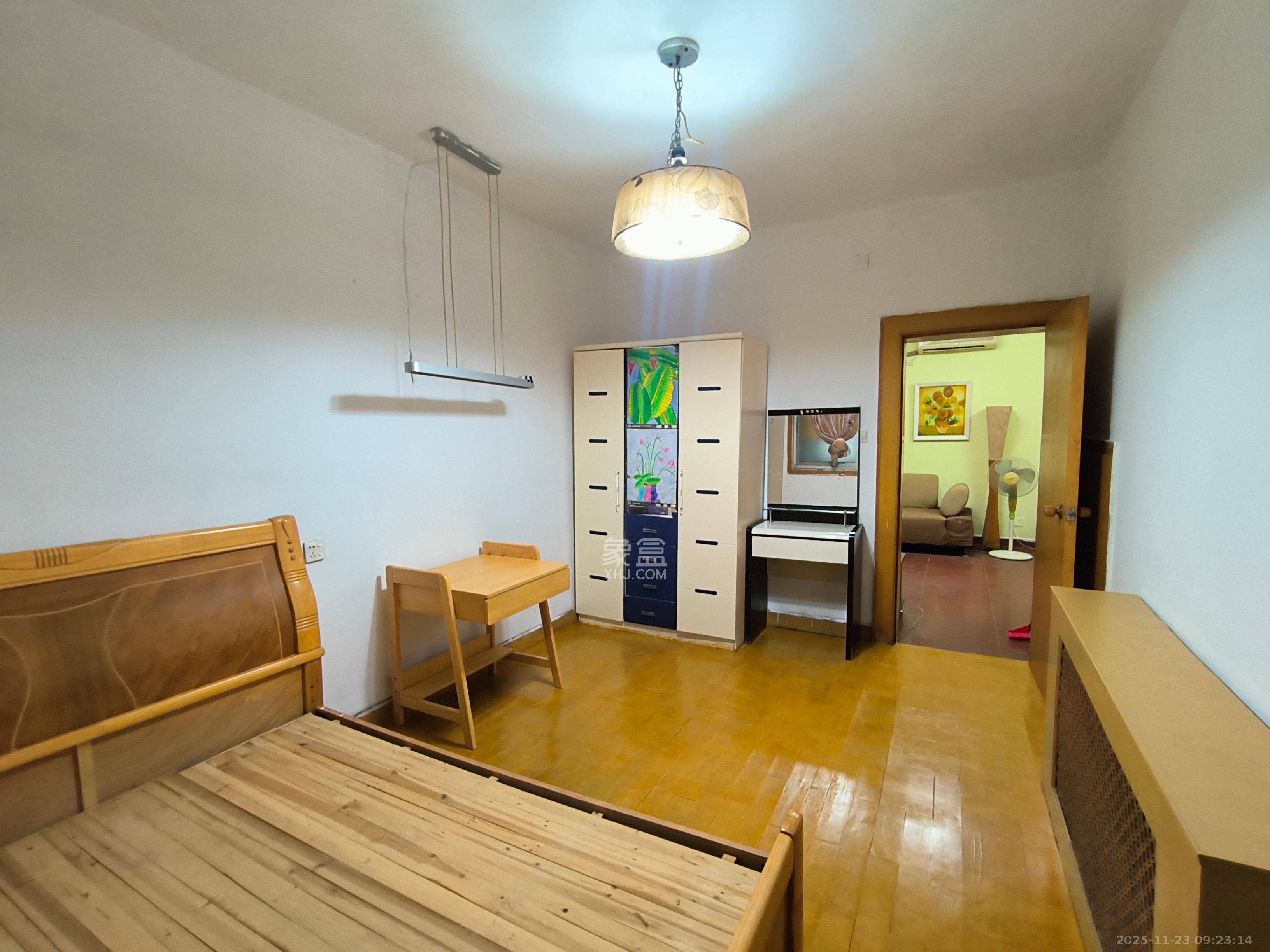 乔庄社区 2室1厅1卫 2000.0元/月 乔庄社区 2室1厅1卫 2000.0元/月室内图