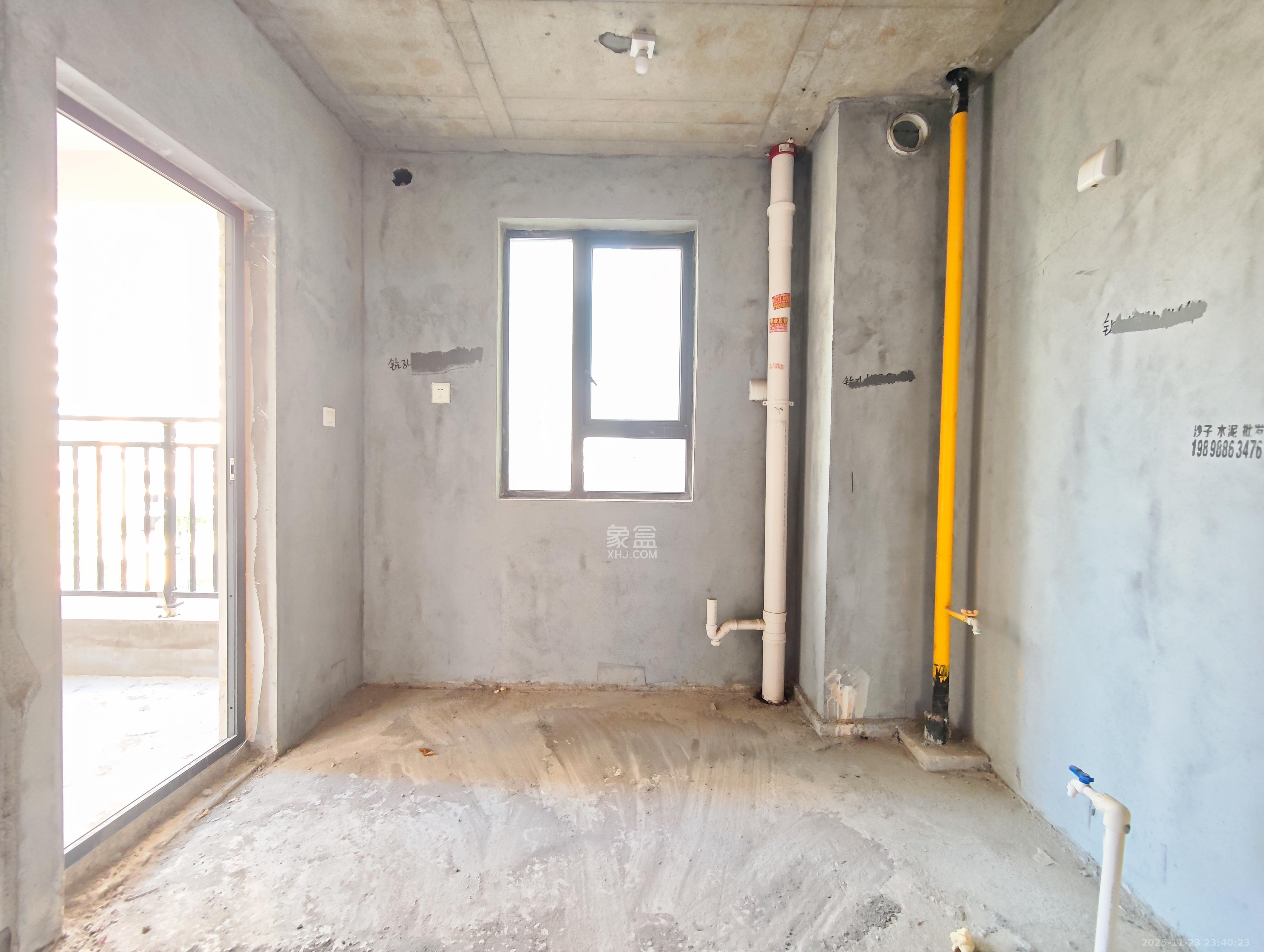 伊景园滨河苑 3室2厅2卫 70.0万 伊景园滨河苑 3室2厅2卫 70.0万其他