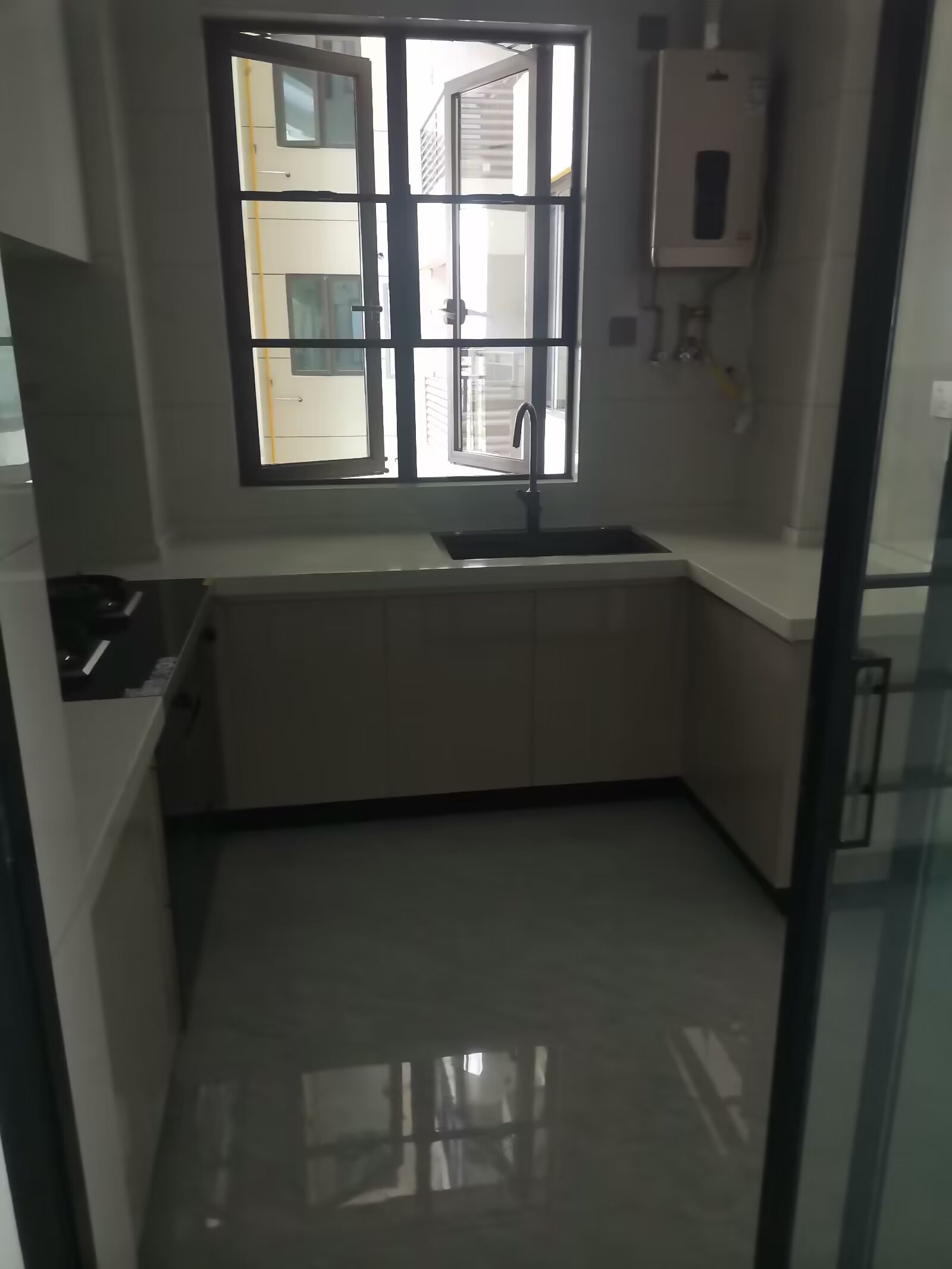 世茂云城 3室2厅2卫 2000.0元/月 世茂云城 3室2厅2卫 2000.0元/月室内图