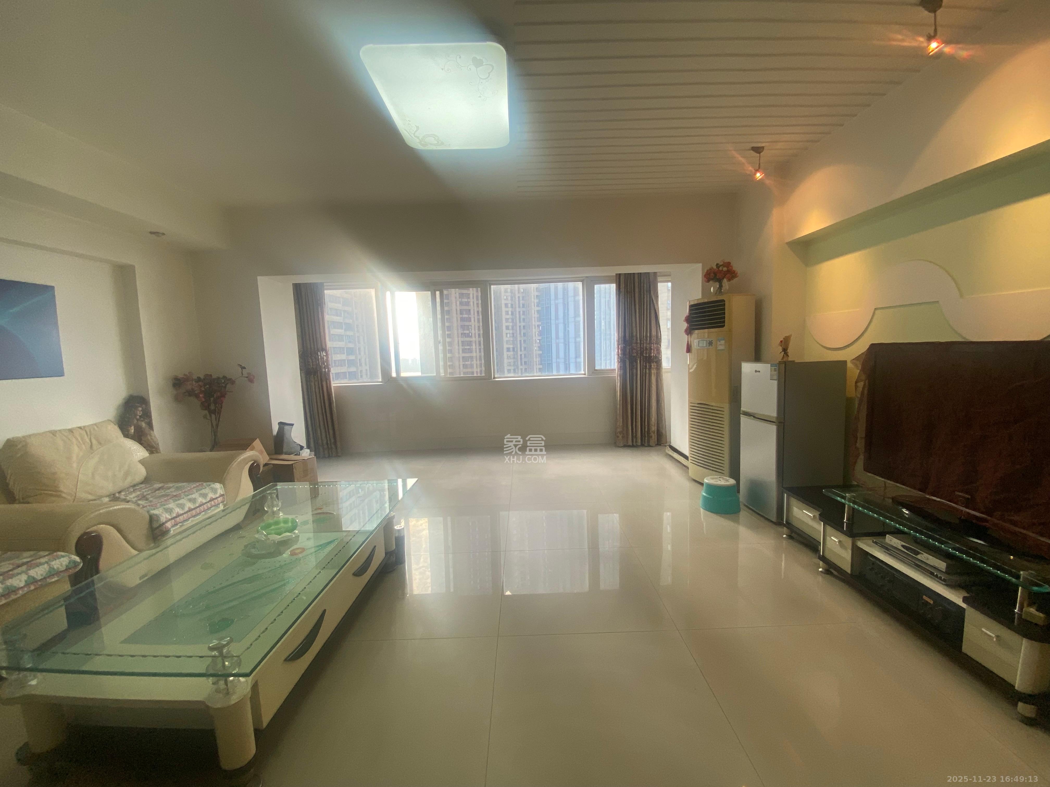 在水一方 1室1厅1卫 3900.0元/月 在水一方 1室1厅1卫 3900.0元/月室内图