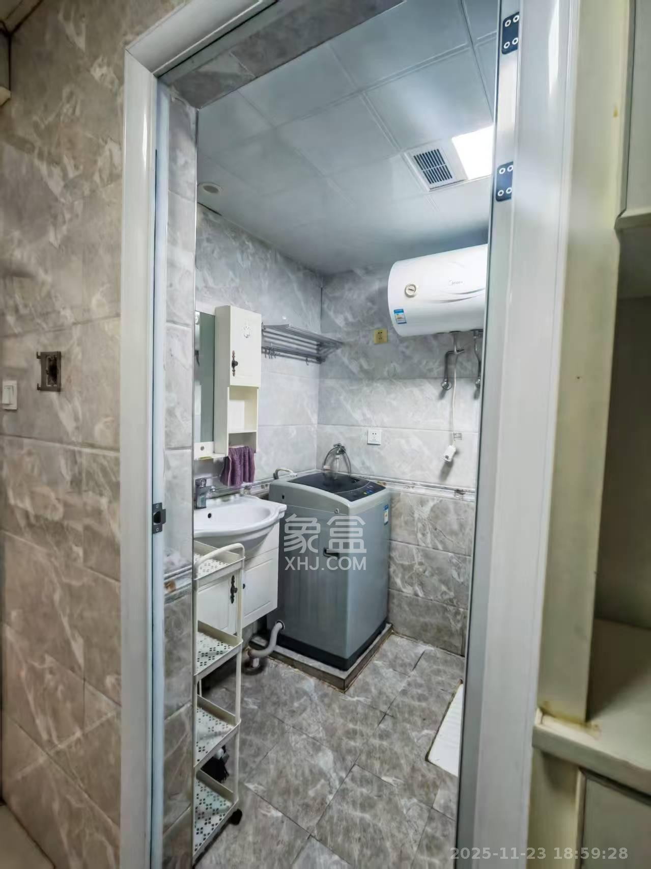 达美D6区  1室1厅1卫    1400.0元/月室内图