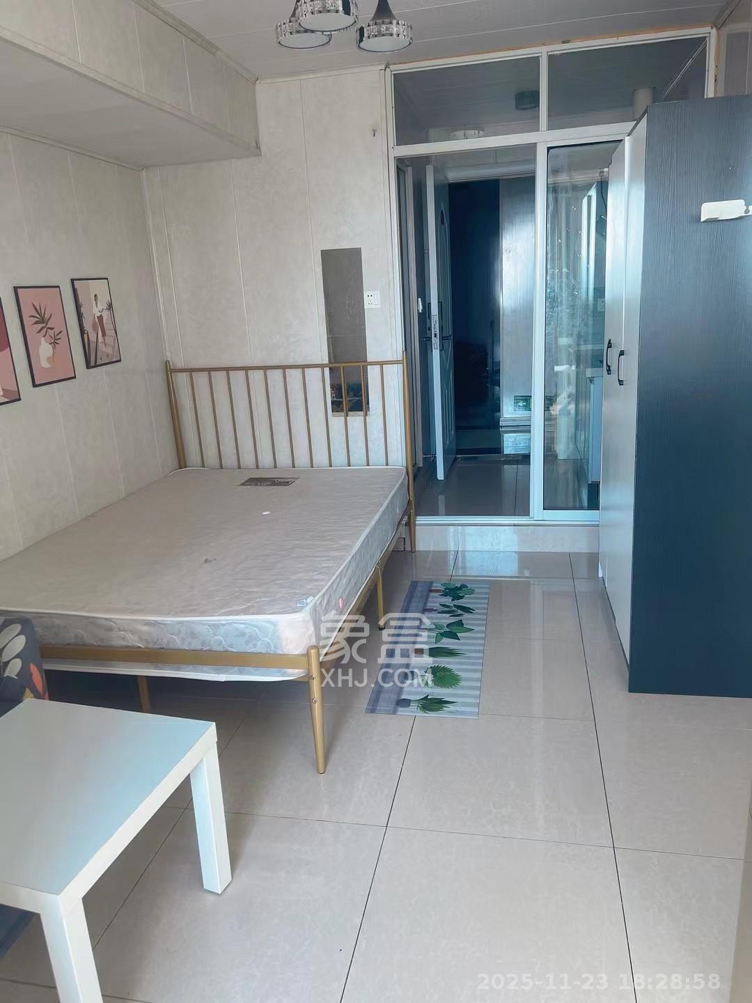 标志大厦  1室1厅1卫    1380.0元/月室内图