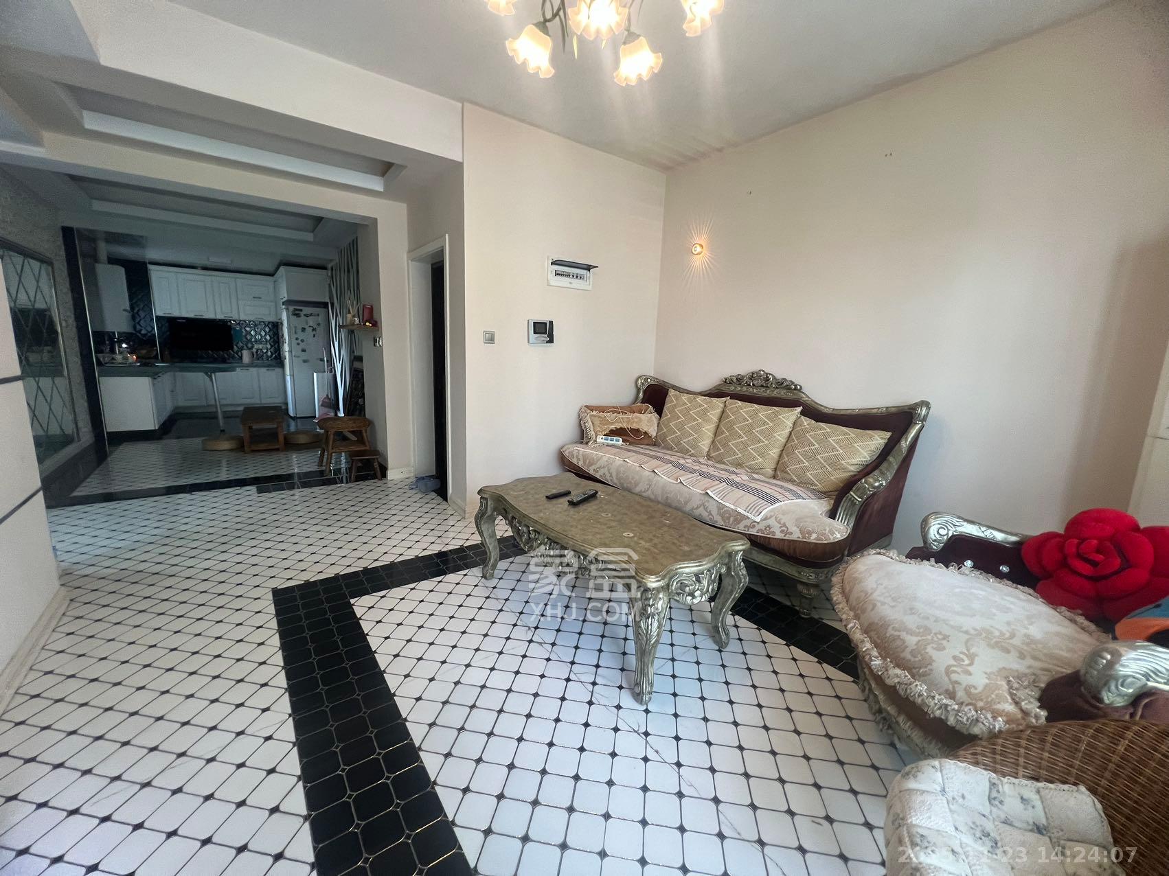 湘江北尚  3室2厅2卫    3500.0元/月室内图