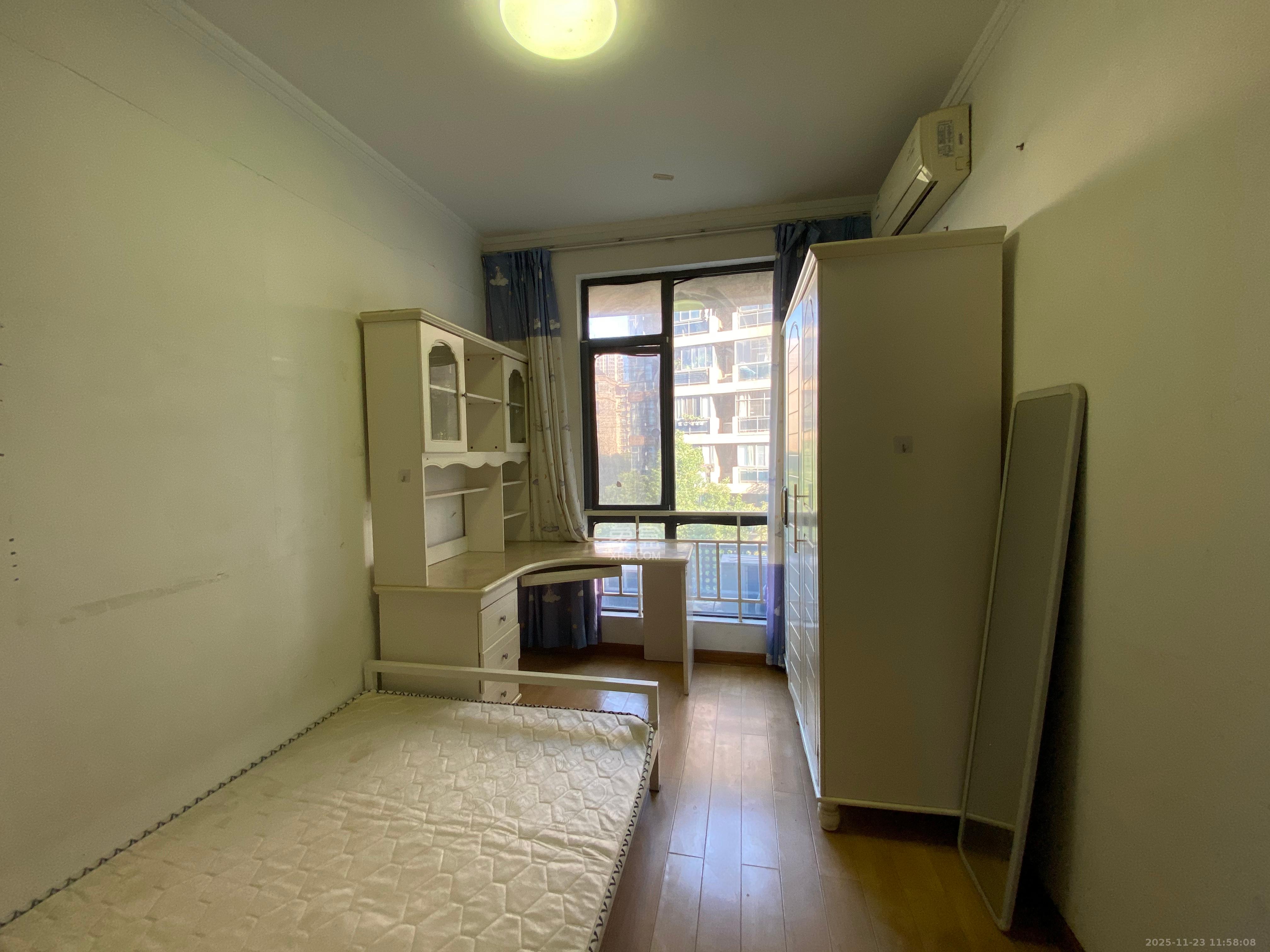 仁和香堤雅境 3室2厅2卫 2500.0元/月 仁和香堤雅境 3室2厅2卫 2500.0元/月室内图