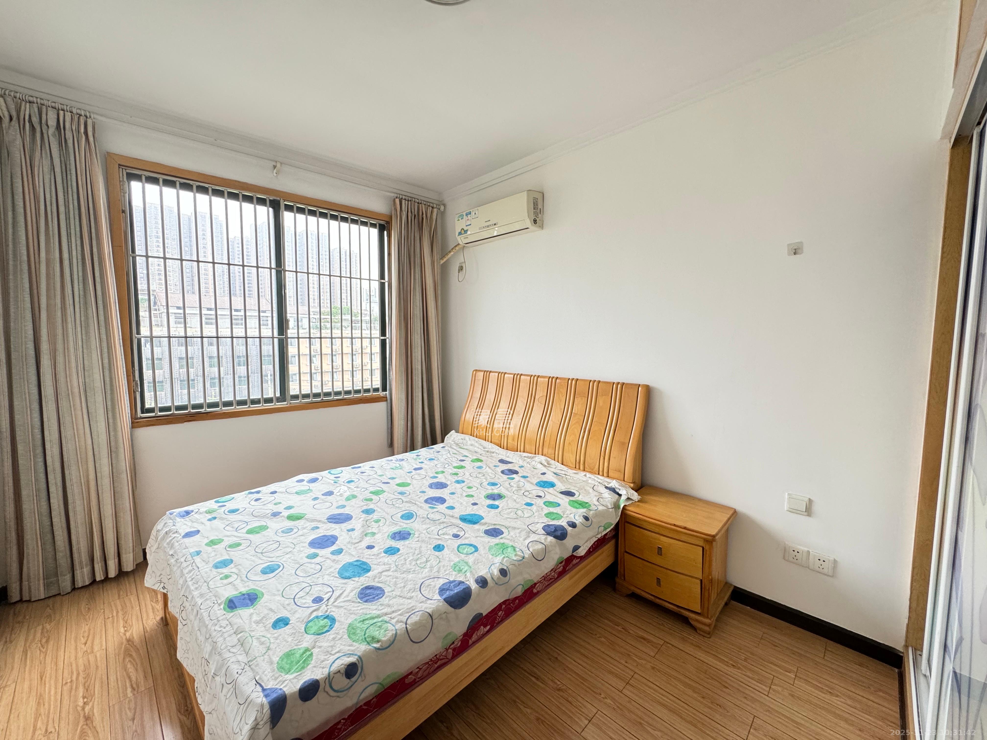 东业早安星城 3室2厅2卫 2200.0元/月 东业早安星城 3室2厅2卫 2200.0元/月室内图