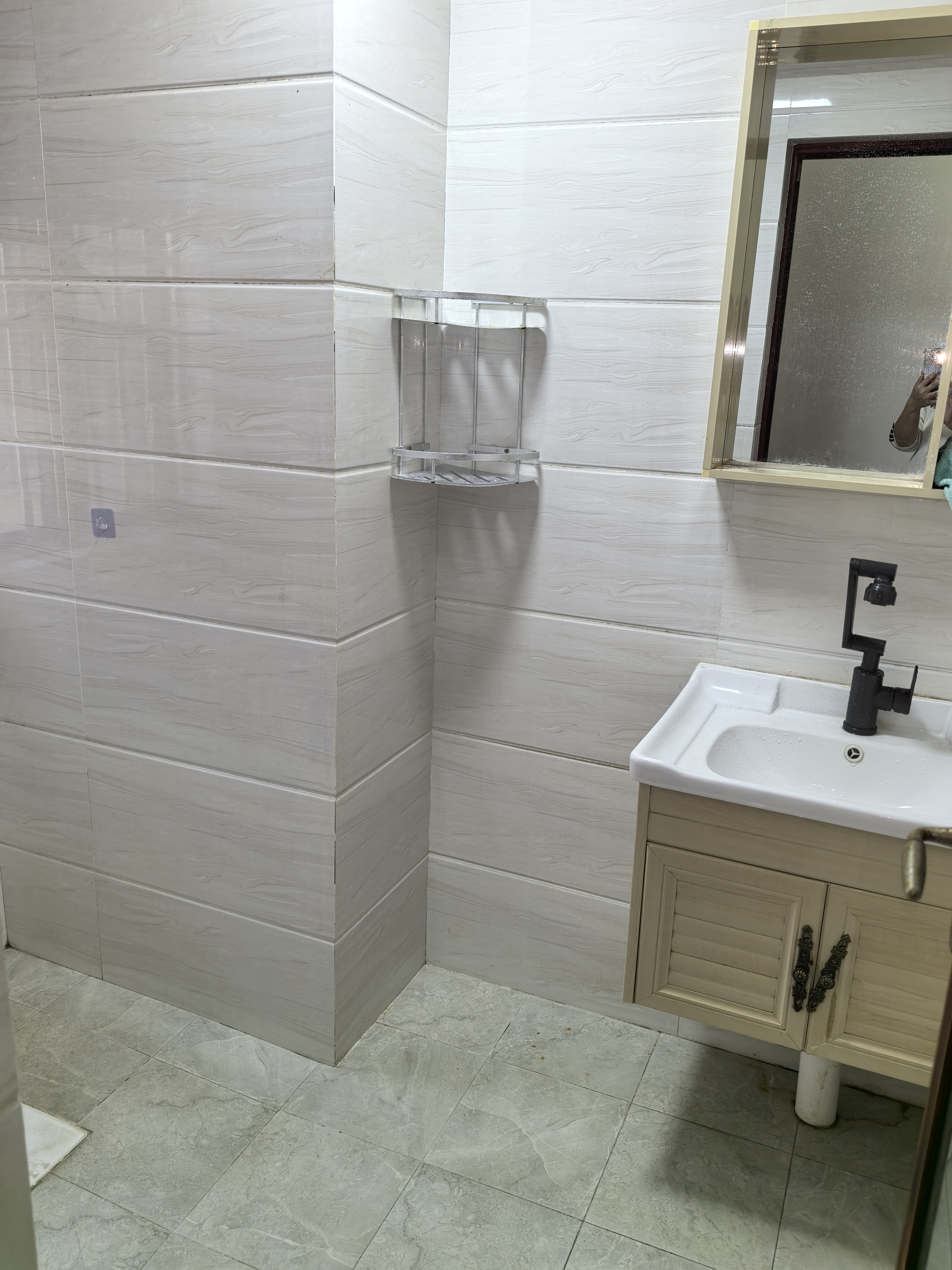 时代城永秀一期  4室2厅2卫    2300.0元/月室内图