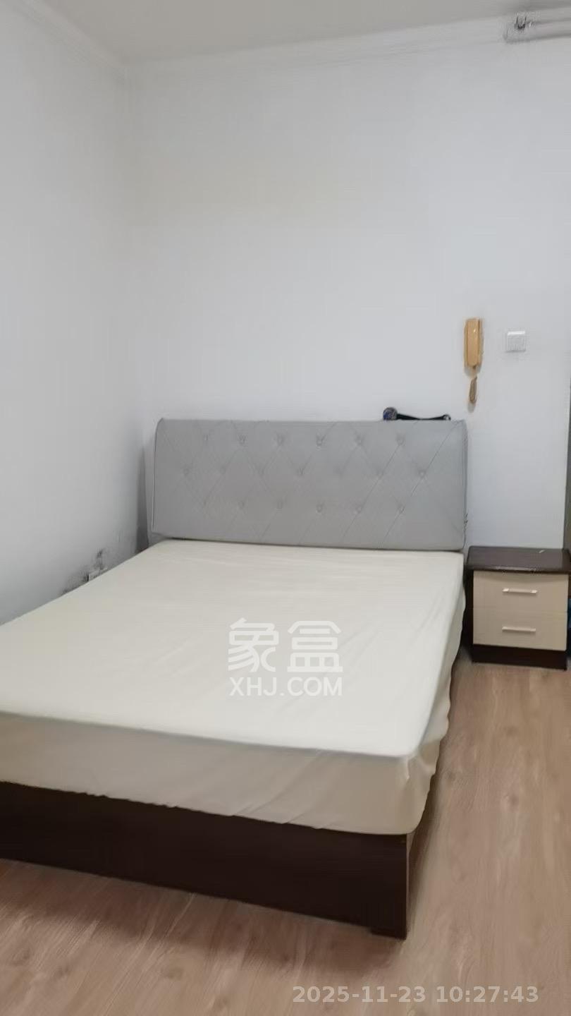 时代先锋  1室0厅1卫    1200.0元/月室内图