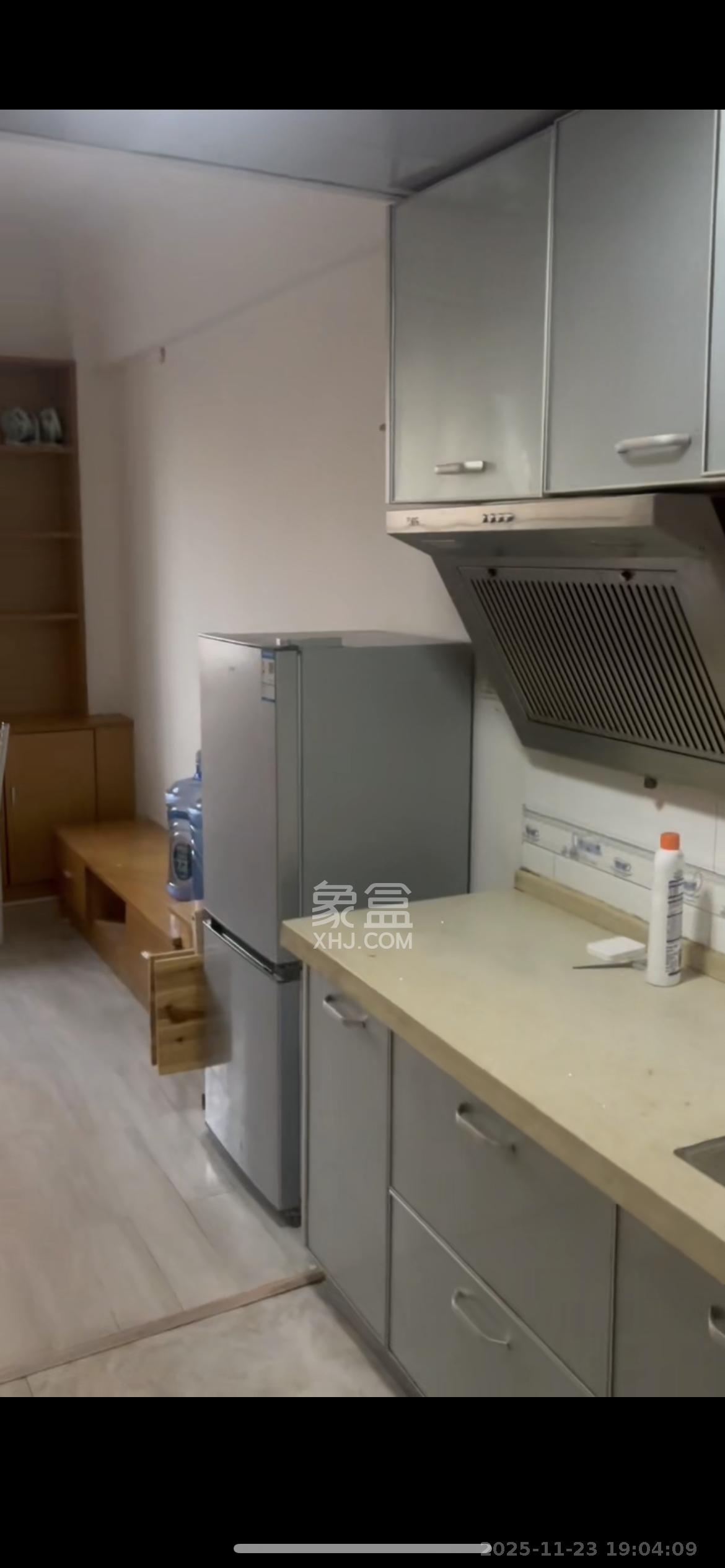 湘翰御舍  1室1厅1卫    1200.0元/月室内图