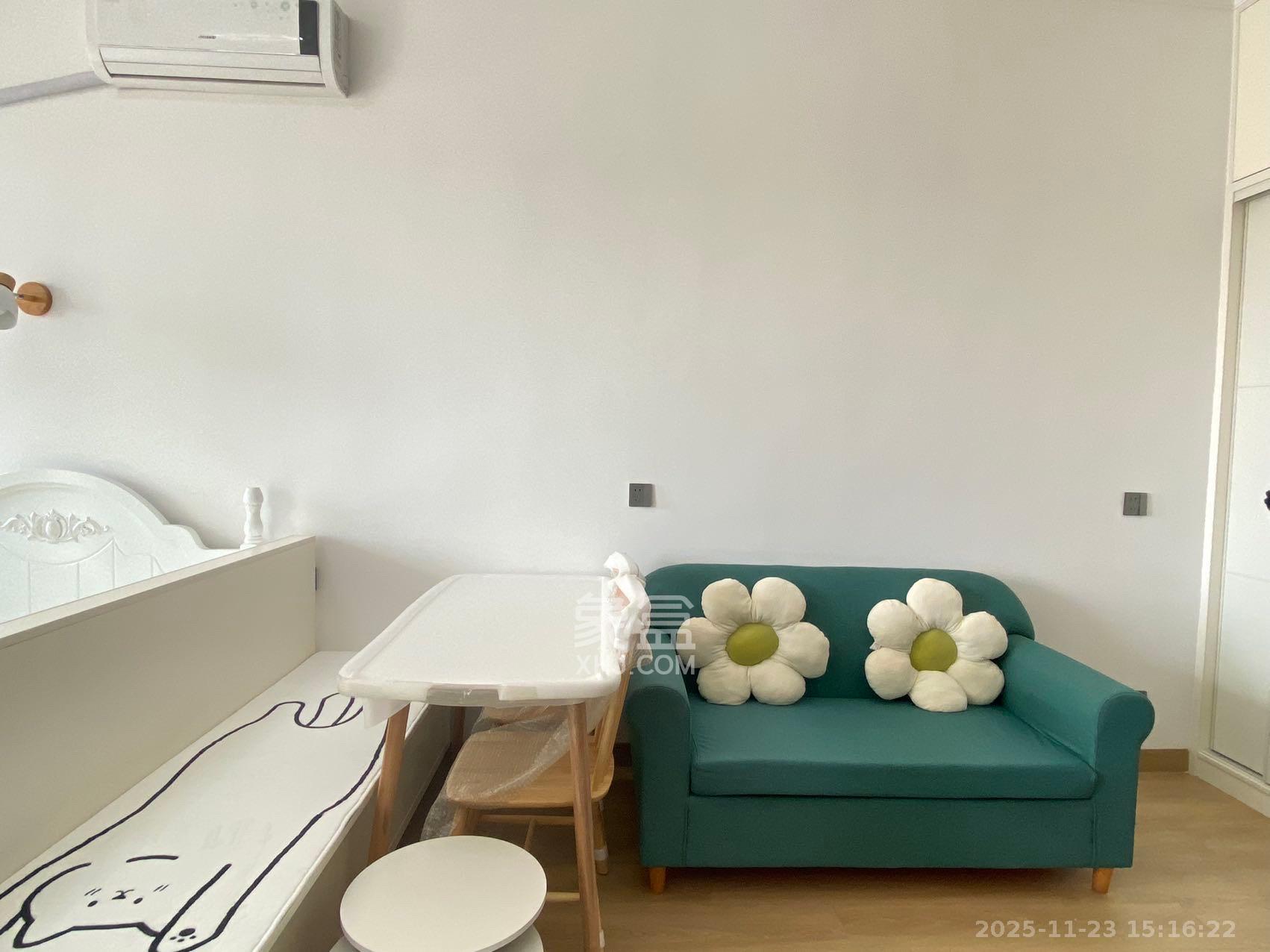 理想智慧大厦  1室1厅1卫    1800.0元/月室内图