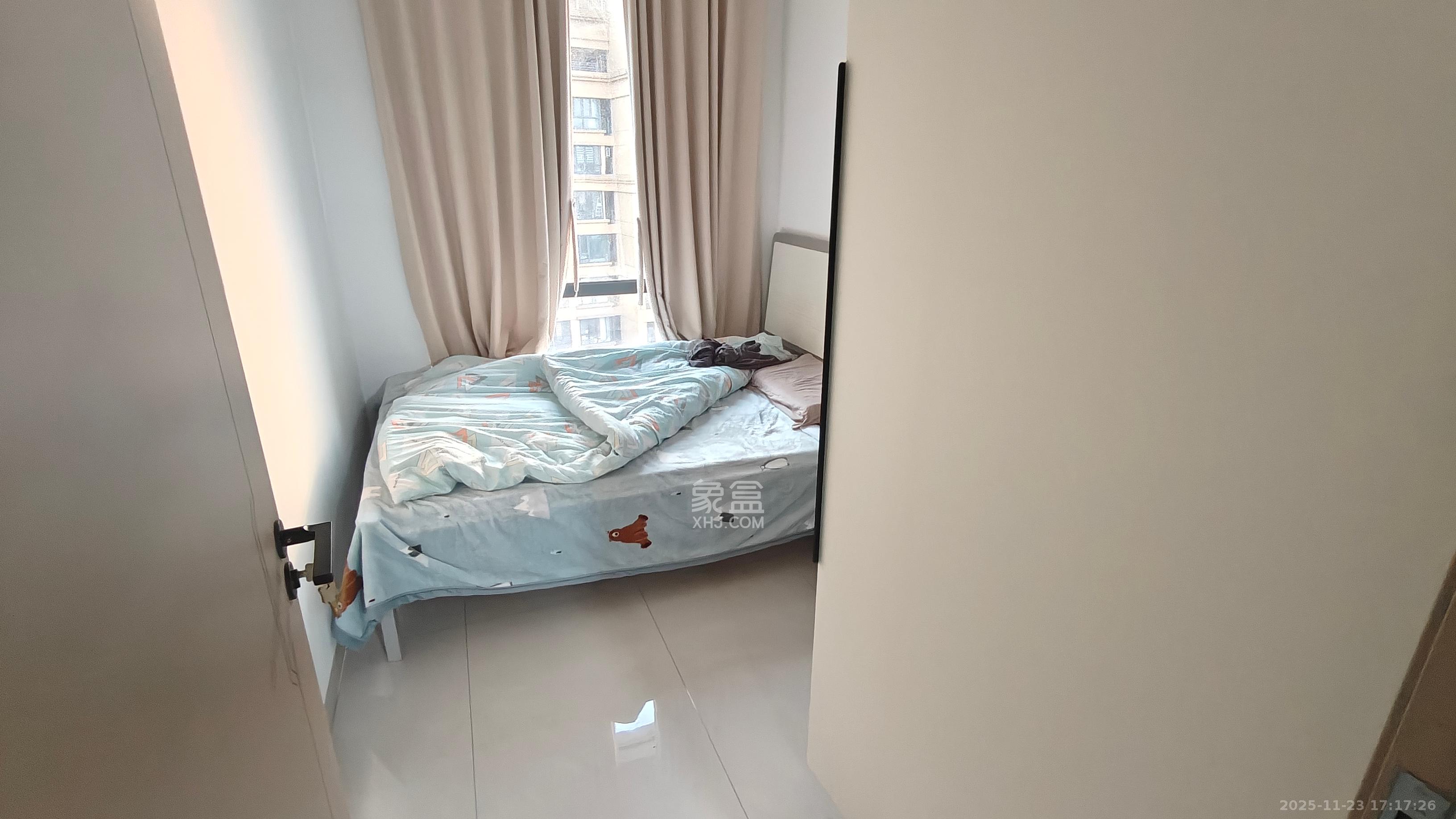 莲馨苑 3室1厅1卫 2700.0元/月 莲馨苑 3室1厅1卫 2700.0元/月室内图