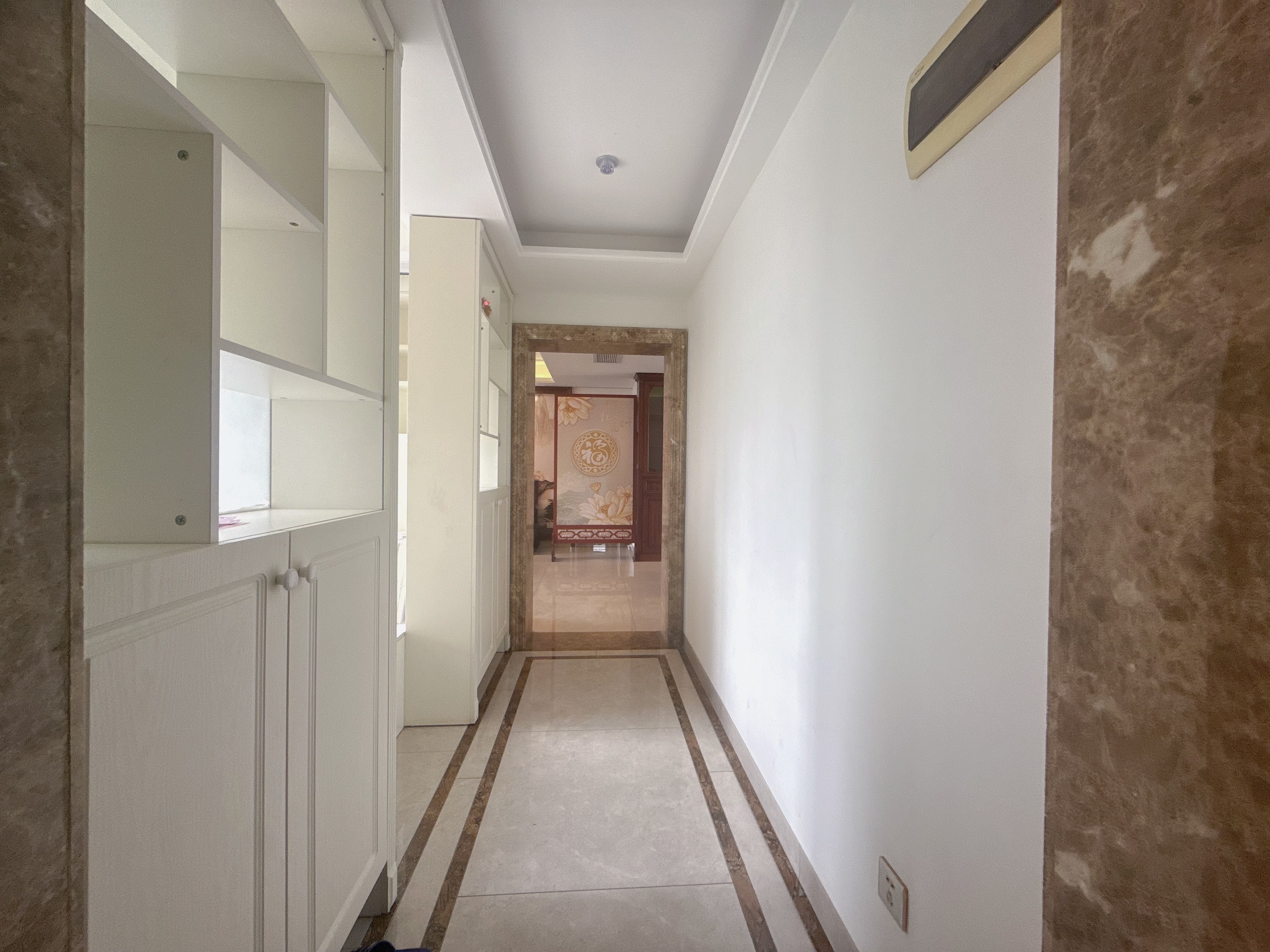 昌茂城邦  4室2厅2卫    4500.0元/月室内图