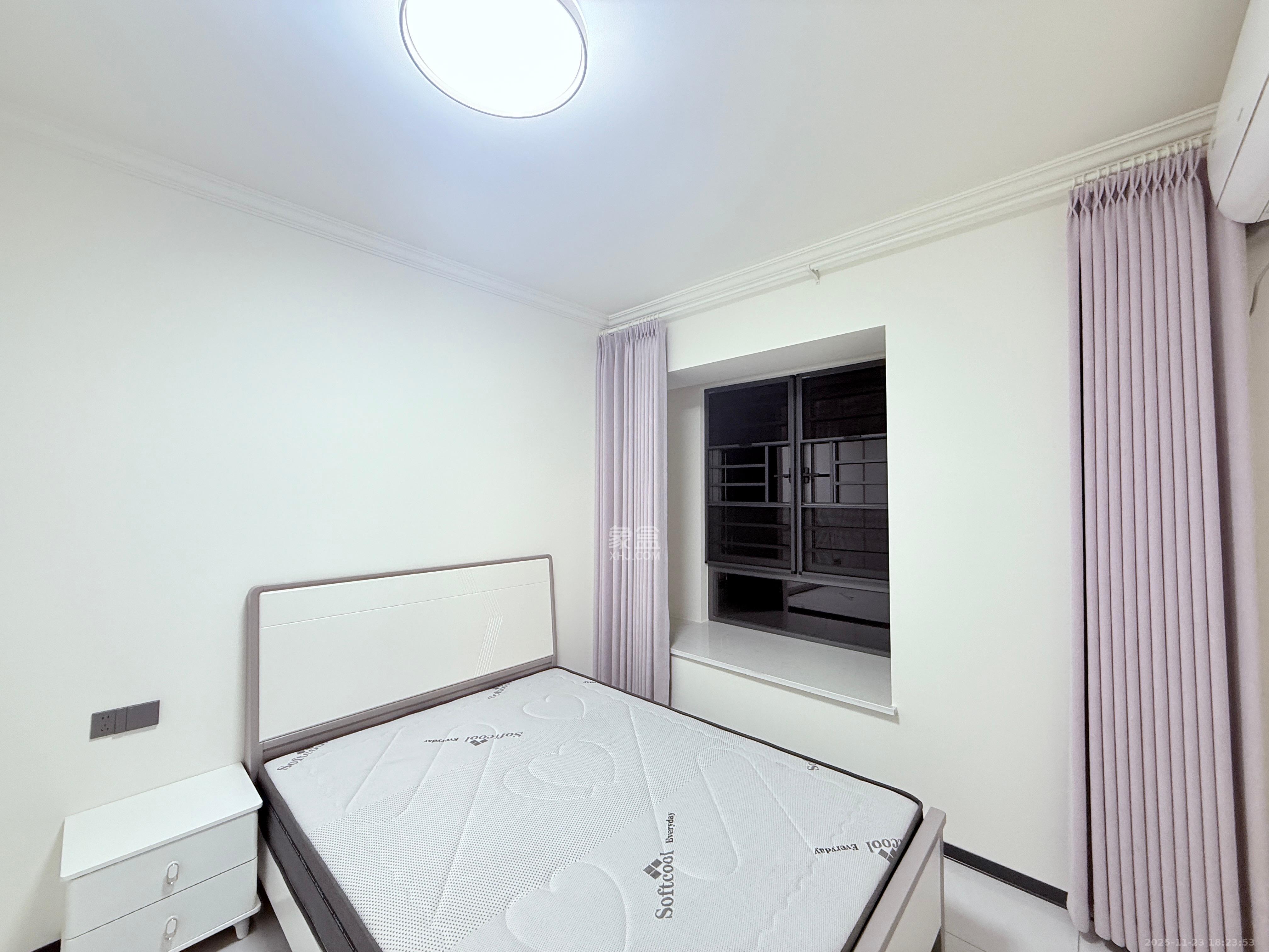 湖湘时代名邸公园壹号 2室1厅1卫 2600.0元/月 湖湘时代名邸公园壹号 2室1厅1卫 2600.0元/月室内图