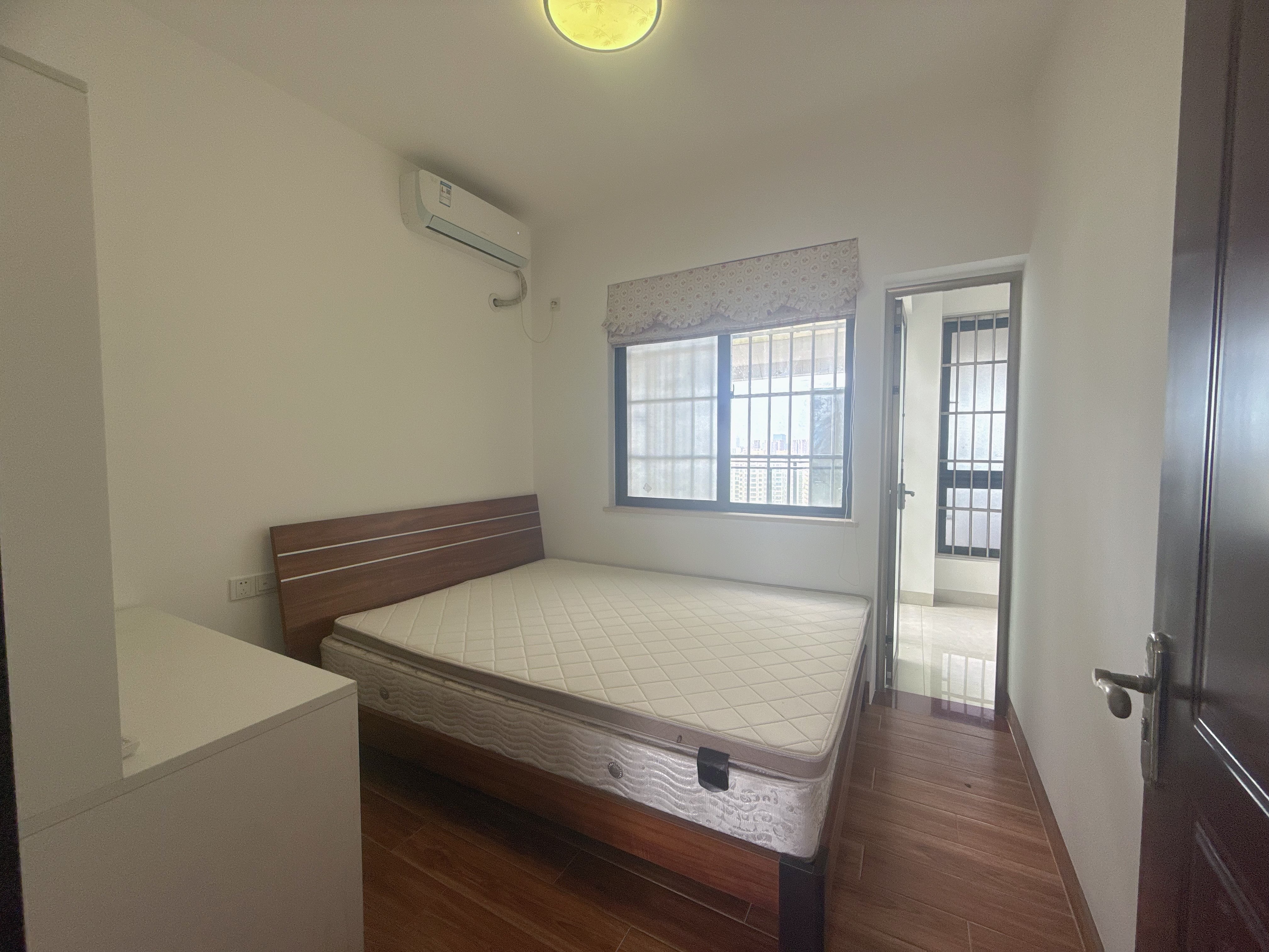 新城吾悦广场 3室2厅1卫 3000.0元/月 新城吾悦广场 3室2厅1卫 3000.0元/月室内图