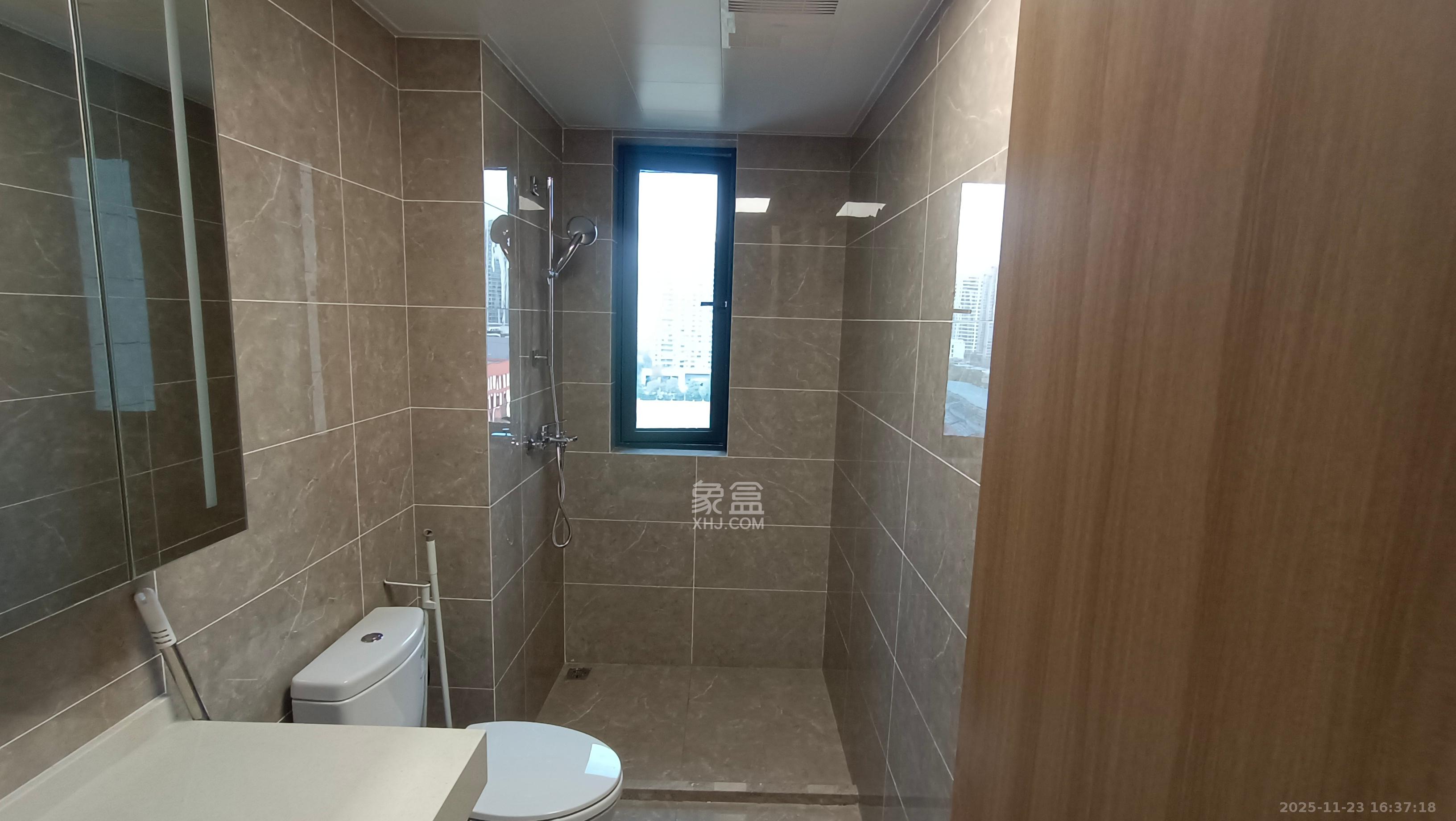 华润凯旋门二期 4室2厅2卫 4000.0元/月 华润凯旋门二期 4室2厅2卫 4000.0元/月室内图