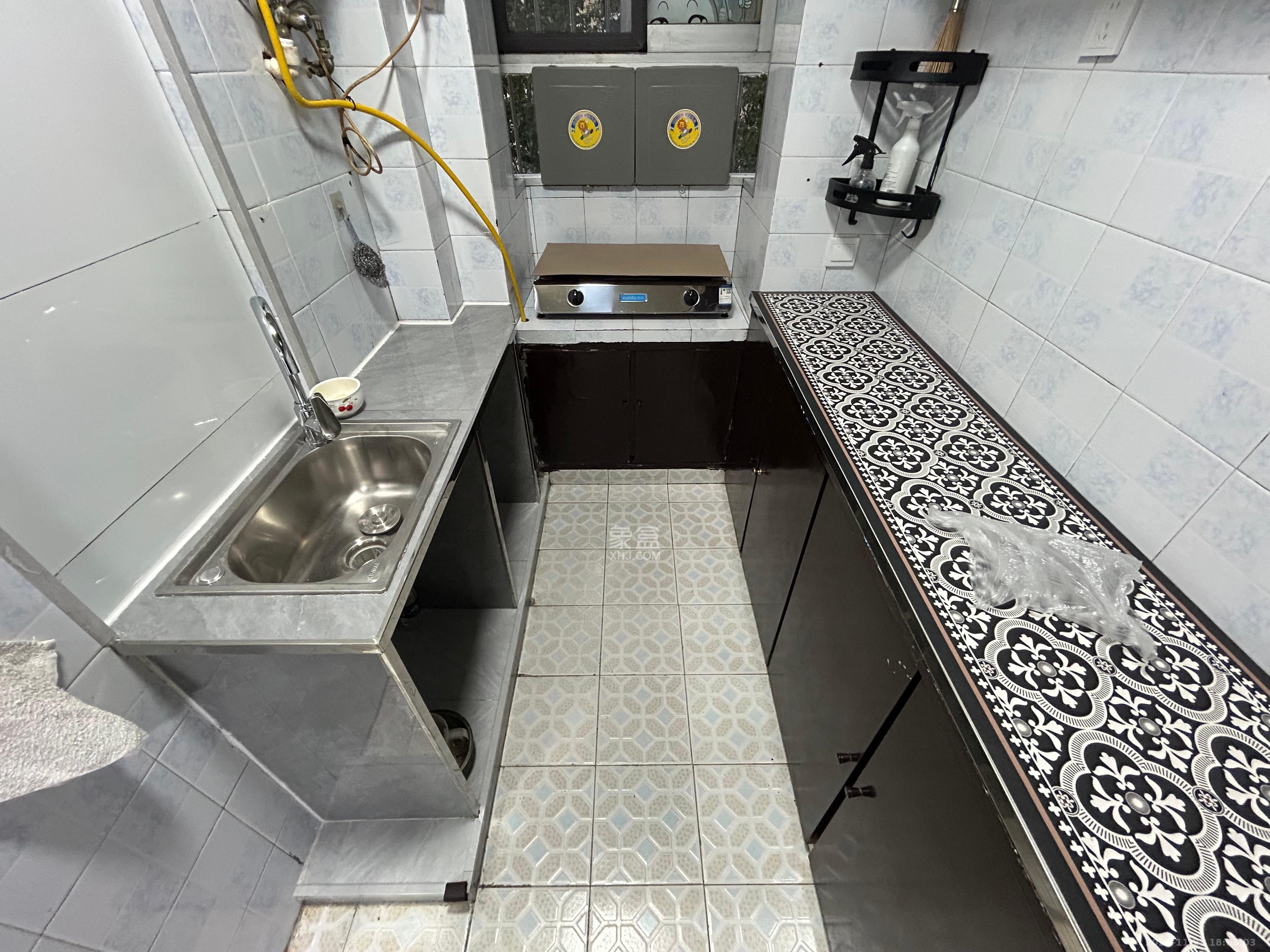 油铺街社区人造板厂宿舍  2室1厅1卫    1300.0元/月室内图