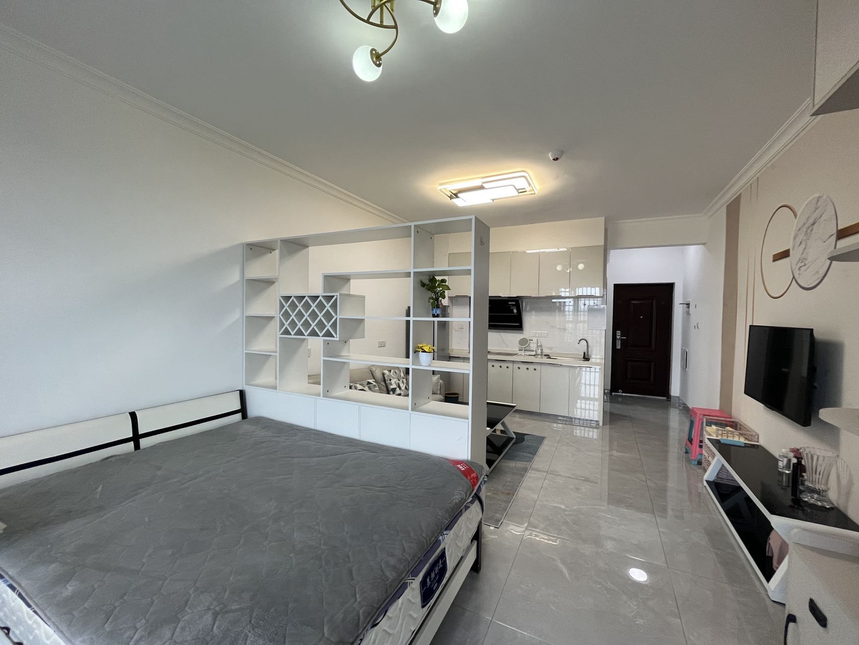 和谐家园(锦和广场) 1室1厅1卫 2300.0元/月 和谐家园(锦和广场) 1室1厅1卫 2300.0元/月室内图