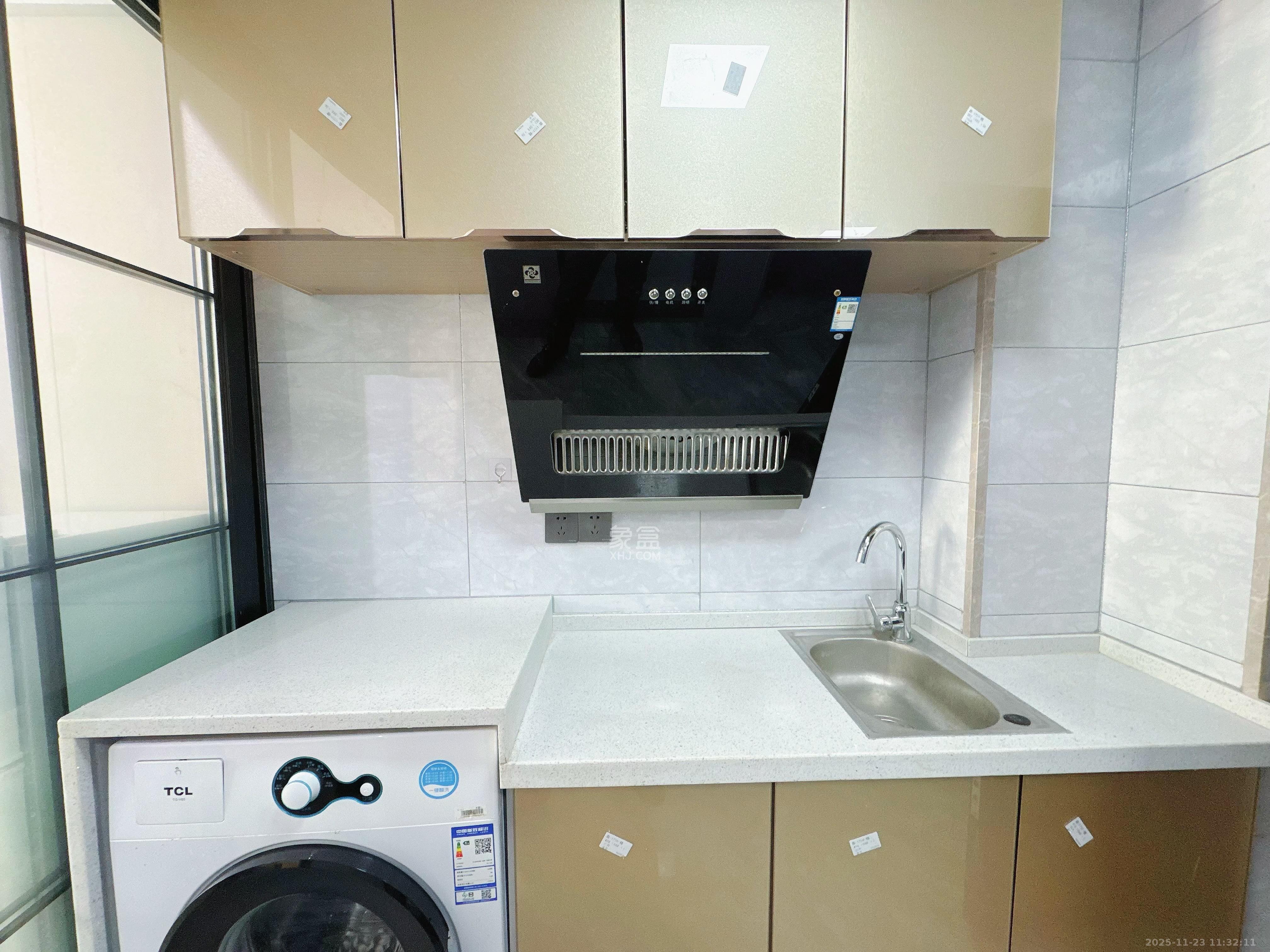 新长海尚都国际(海坤美寓) 1室0厅1卫 1500.0元/月 新长海尚都国际(海坤美寓) 1室0厅1卫 1500.0元/月室内图