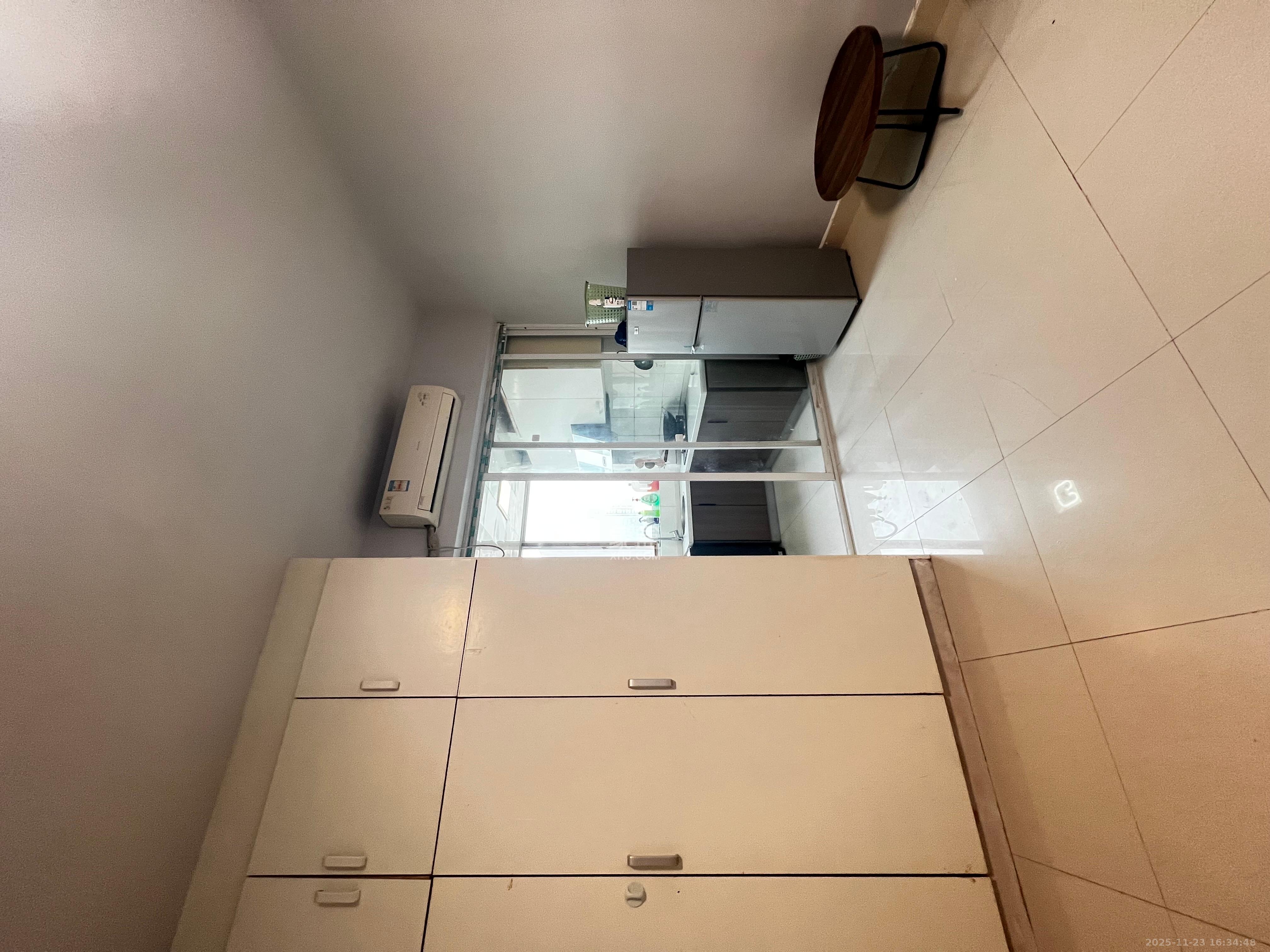 建鸿达现代公寓 1室1厅1卫 1400.0元/月 建鸿达现代公寓 1室1厅1卫 1400.0元/月室内图