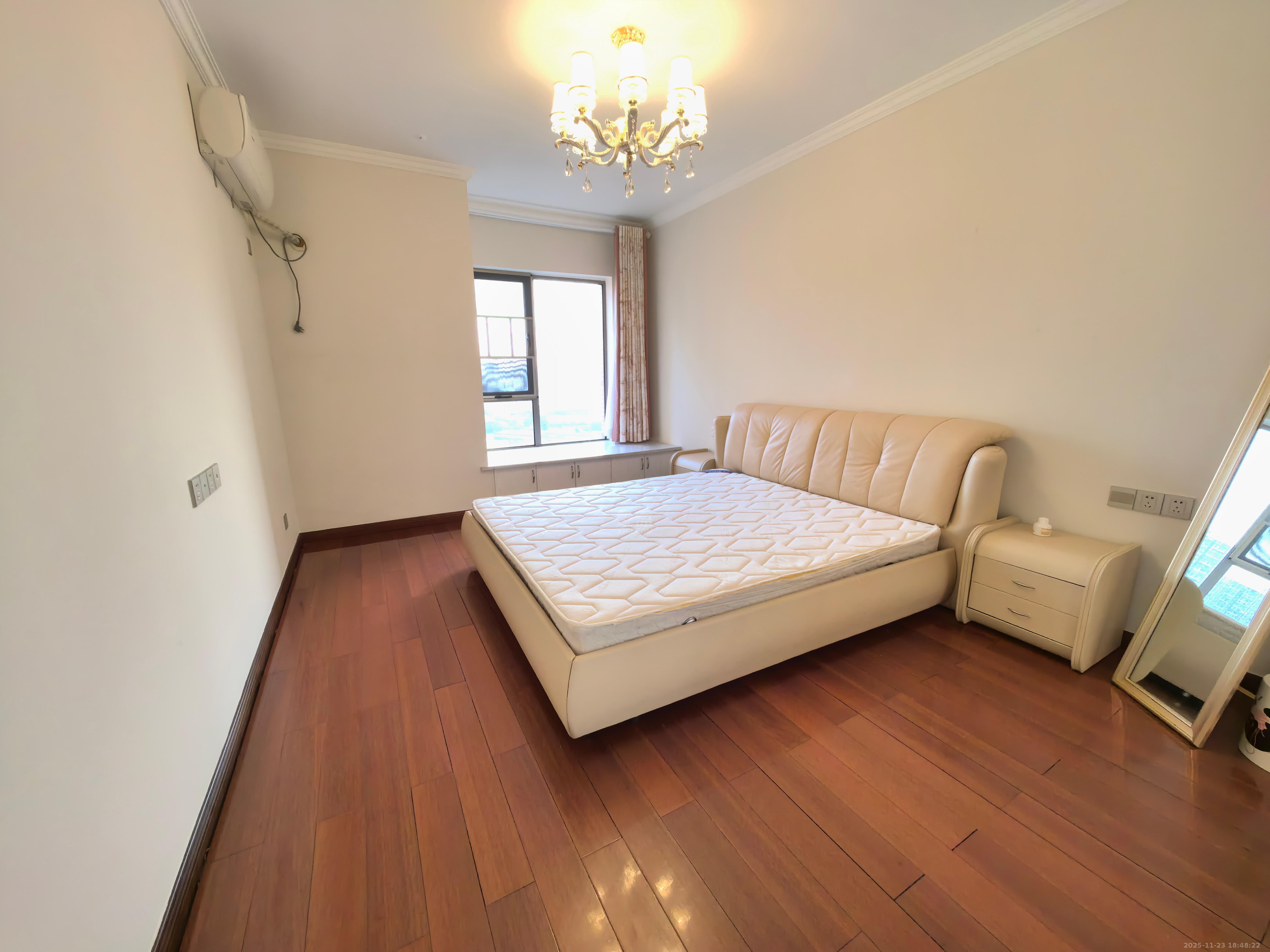 凯风珑城 3室2厅1卫 2000.0元/月 凯风珑城 3室2厅1卫 2000.0元/月室内图