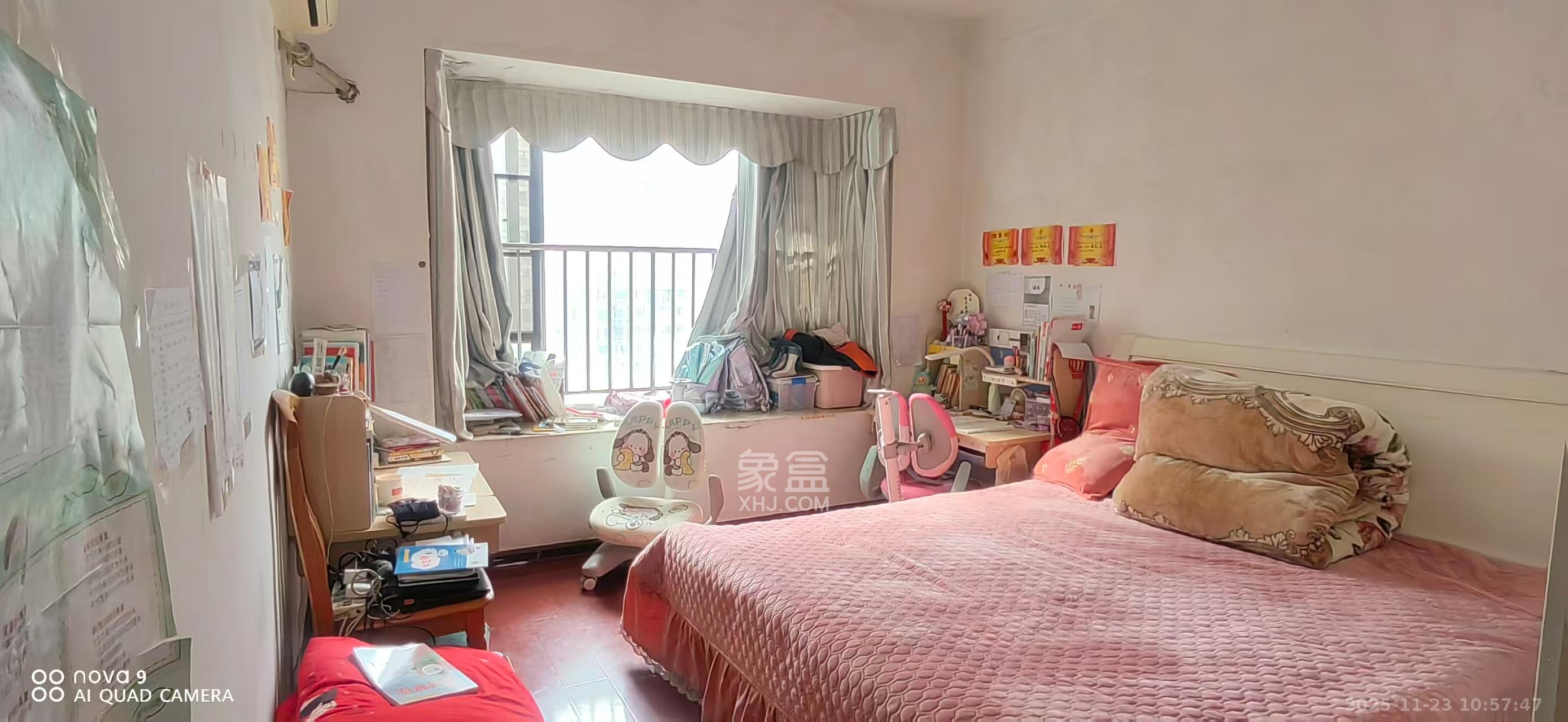 钰龙天下二期(钰龙佳园) 3室2厅2卫 2200.0元/月 钰龙天下二期(钰龙佳园) 3室2厅2卫 2200.0元/月室内图