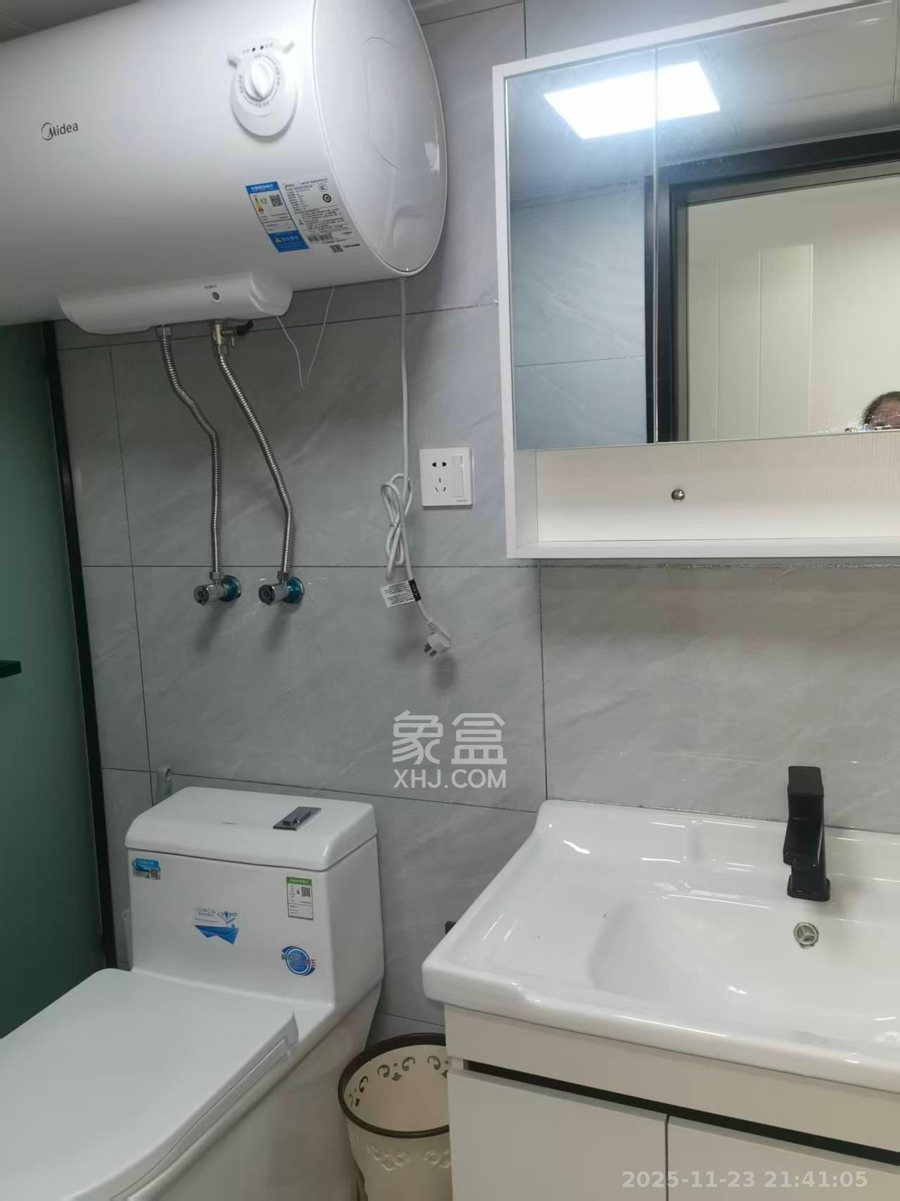 梅溪湖金茂湾 1室1厅1卫 1300.0元/月 梅溪湖金茂湾 1室1厅1卫 1300.0元/月室内图