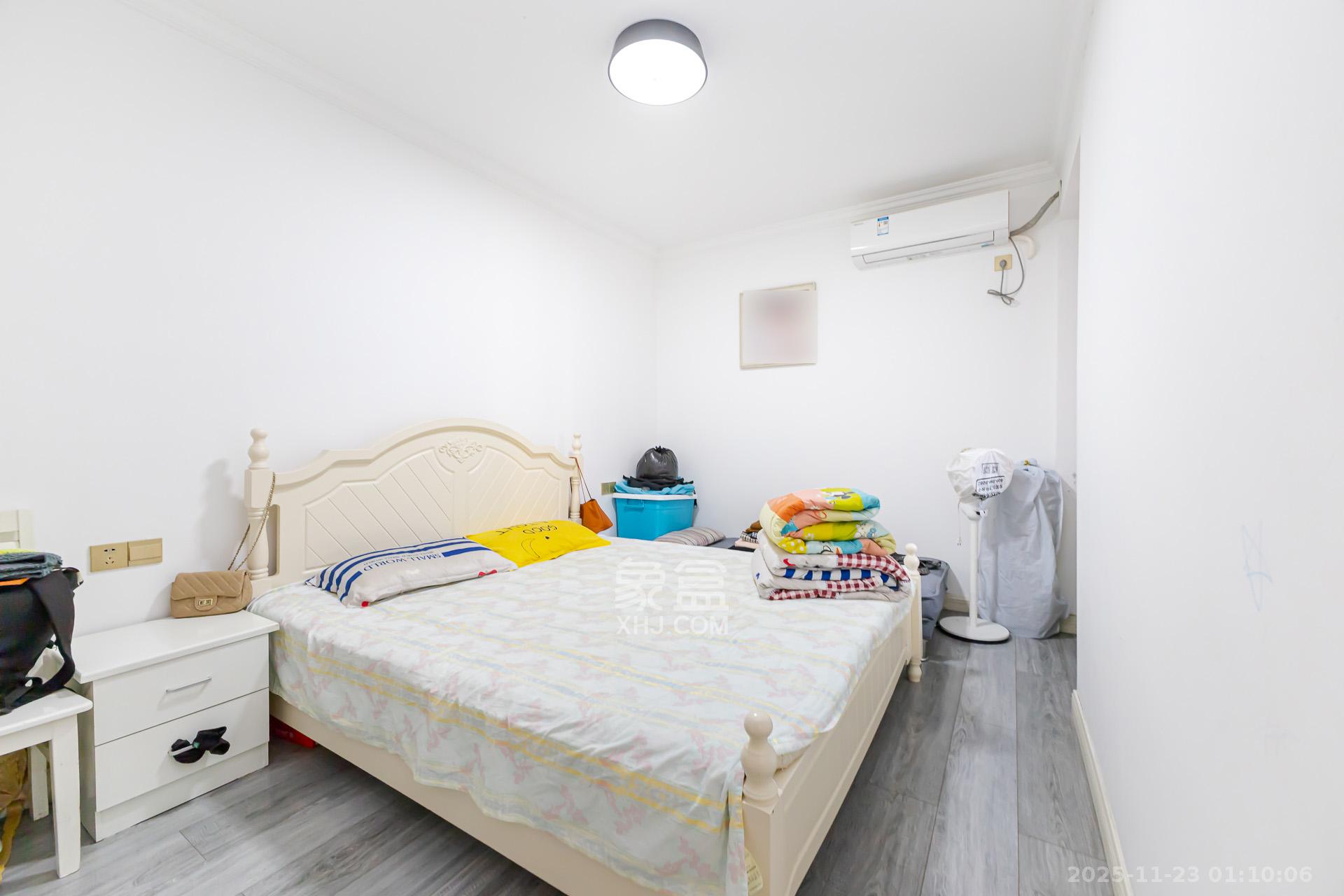 明发国际城  2室2厅1卫    70.0万卧室