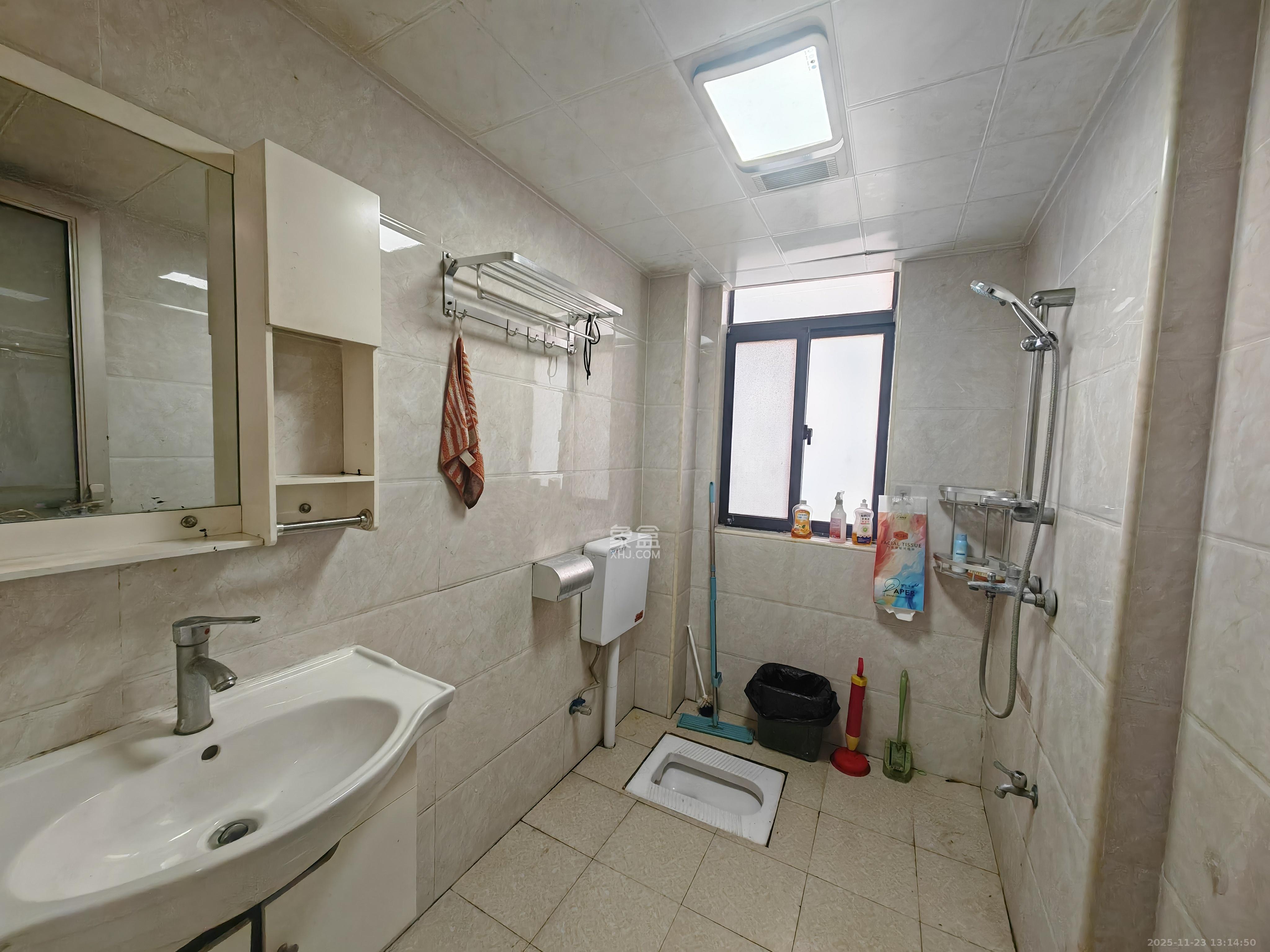 天骄福邸  2室2厅2卫    2600.0元/月室内图