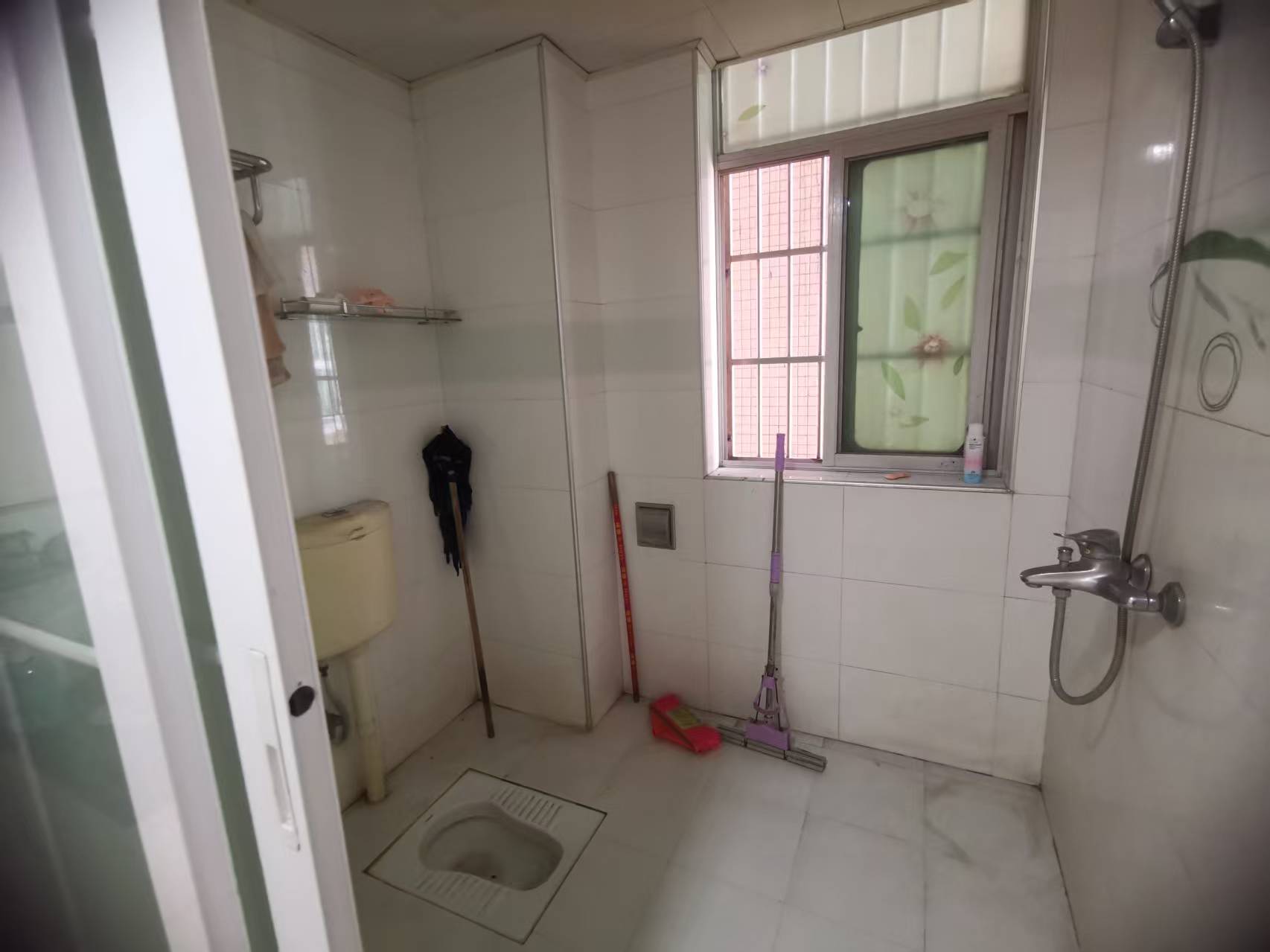 憬华花园  1室0厅0卫    2300.0元/月室内图