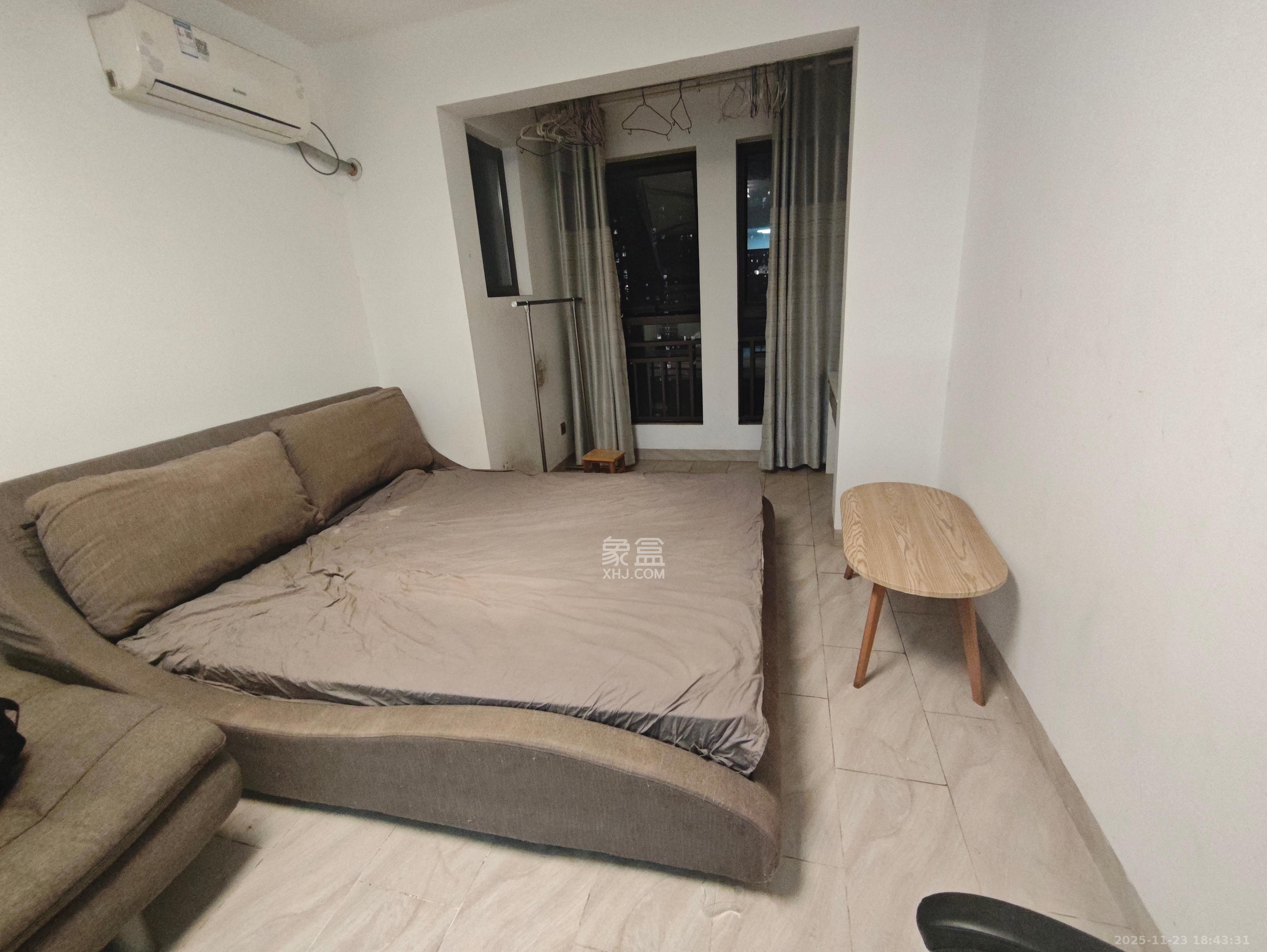 旭辉御府   41.43㎡      1300.0元/月