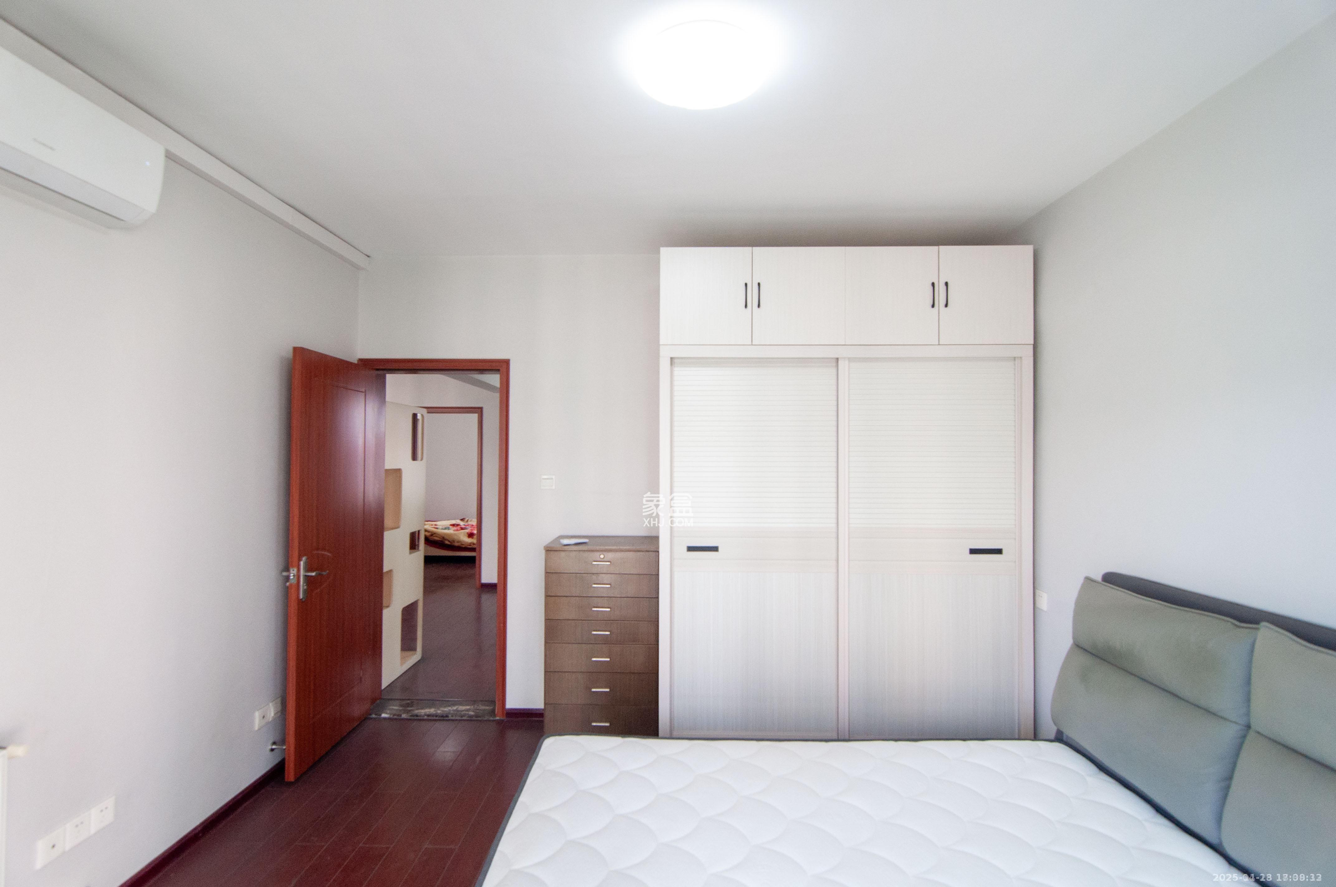 海林馨香雅苑  2室2厅1卫    2500.0元/月室内图