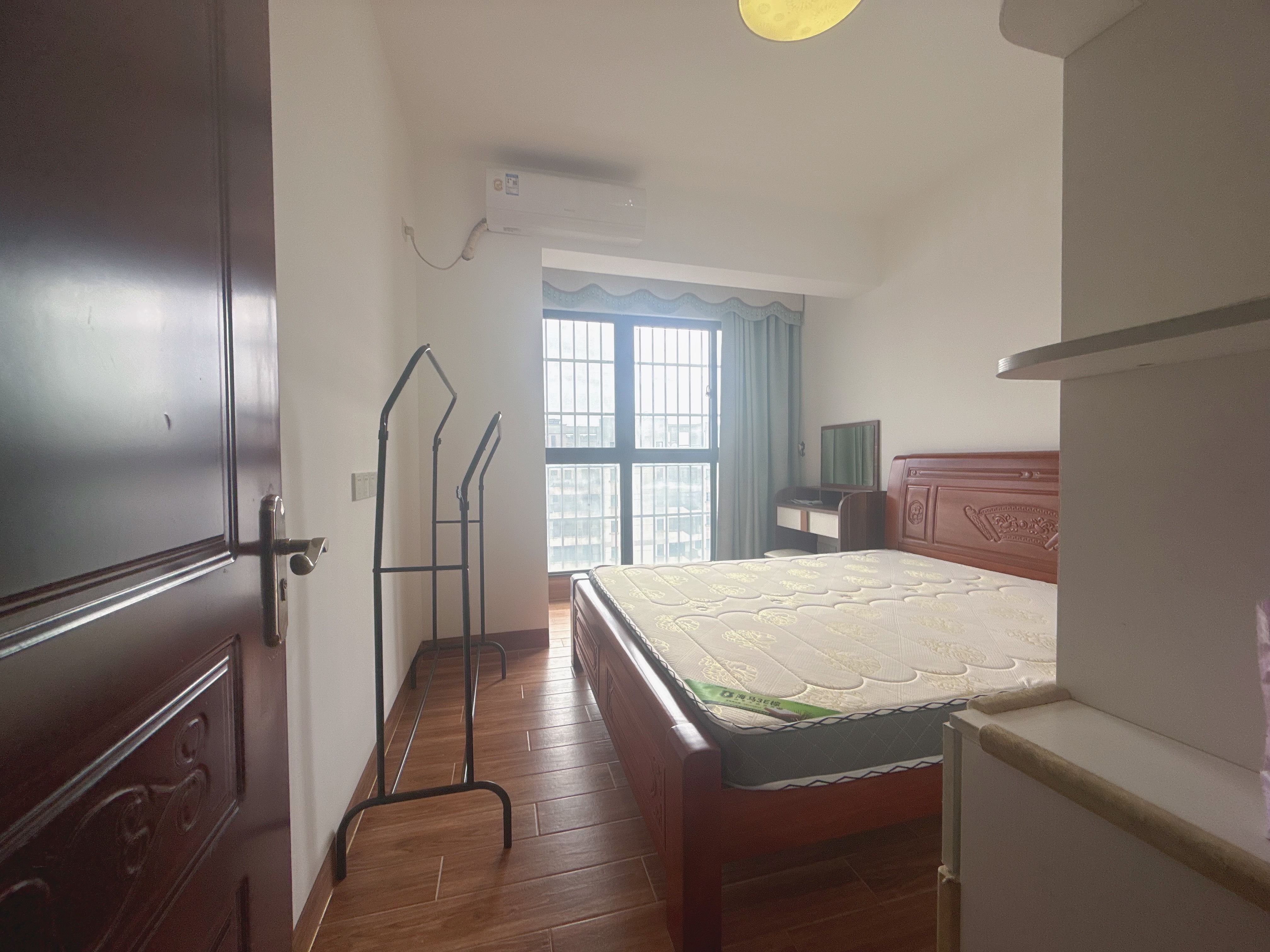 新城吾悦广场 3室2厅1卫 3000.0元/月 新城吾悦广场 3室2厅1卫 3000.0元/月室内图