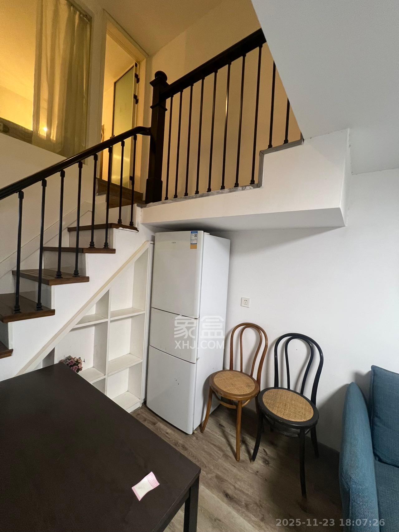 达美溪湖湾 2室1厅1卫 2400.0元/月 达美溪湖湾 2室1厅1卫 2400.0元/月室内图