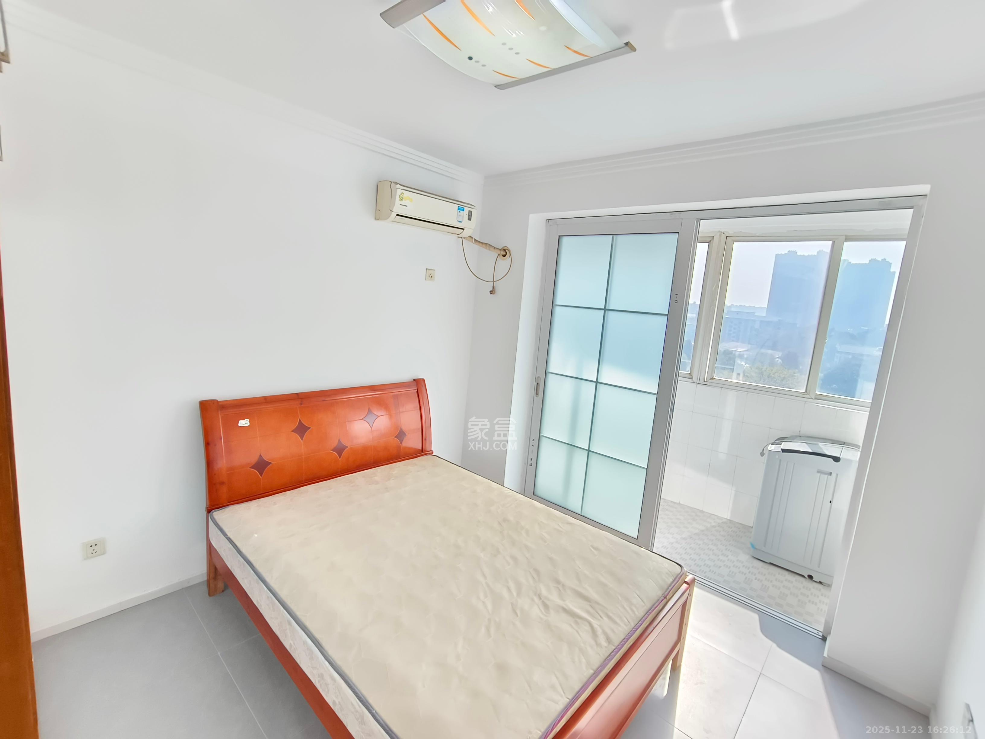 陡岭社区  2室2厅1卫    1700.0元/月室内图