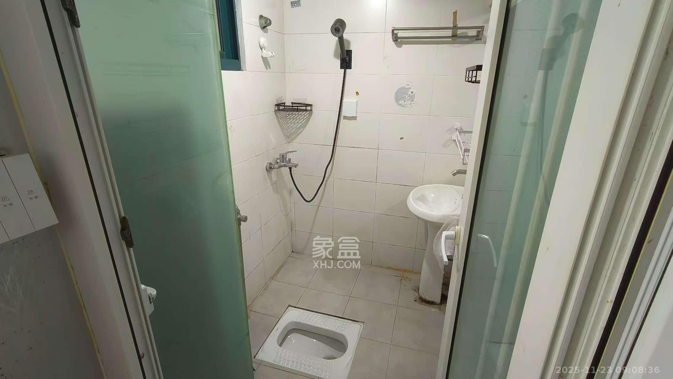 中江国际花城  1室1厅1卫    1500.0元/月室内图