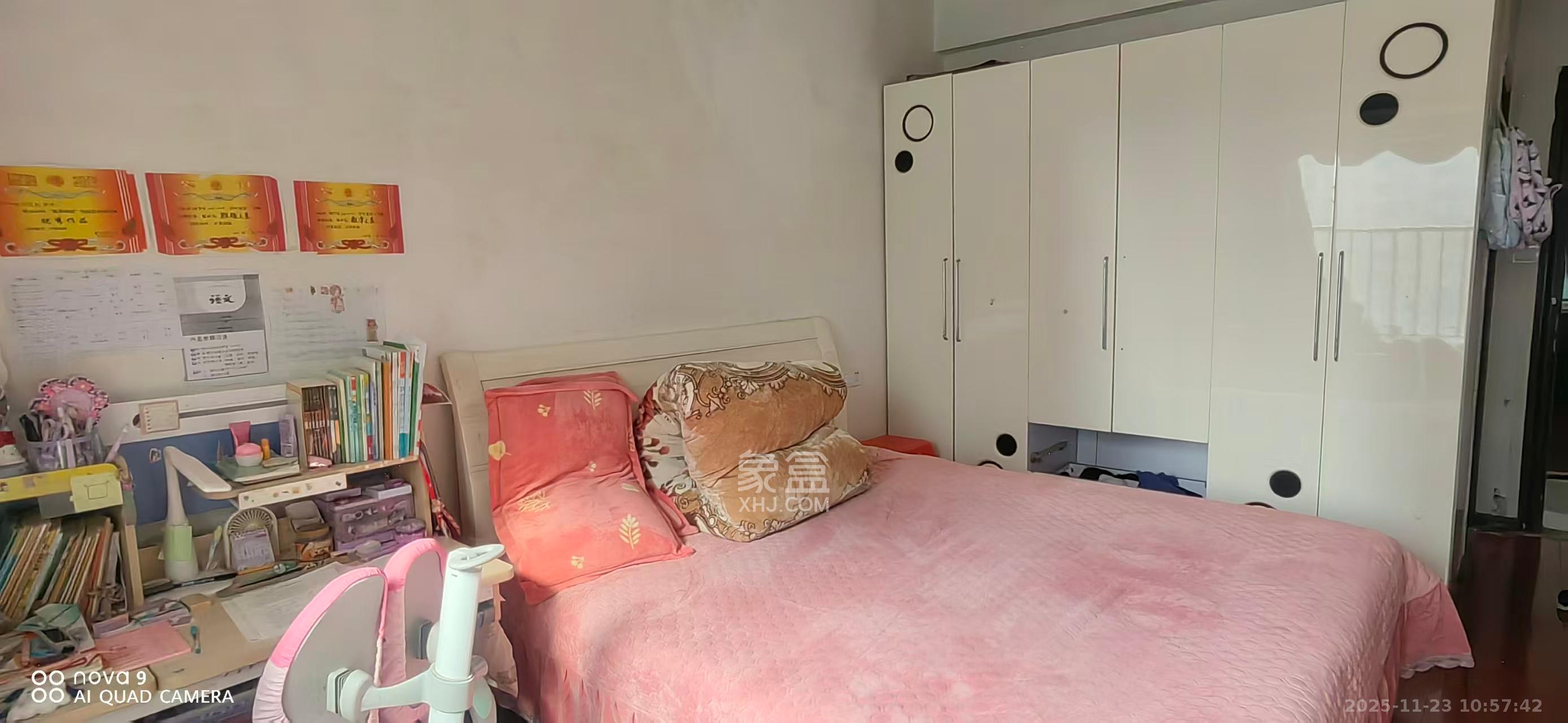 钰龙天下二期(钰龙佳园) 3室2厅2卫 2200.0元/月 钰龙天下二期(钰龙佳园) 3室2厅2卫 2200.0元/月室内图