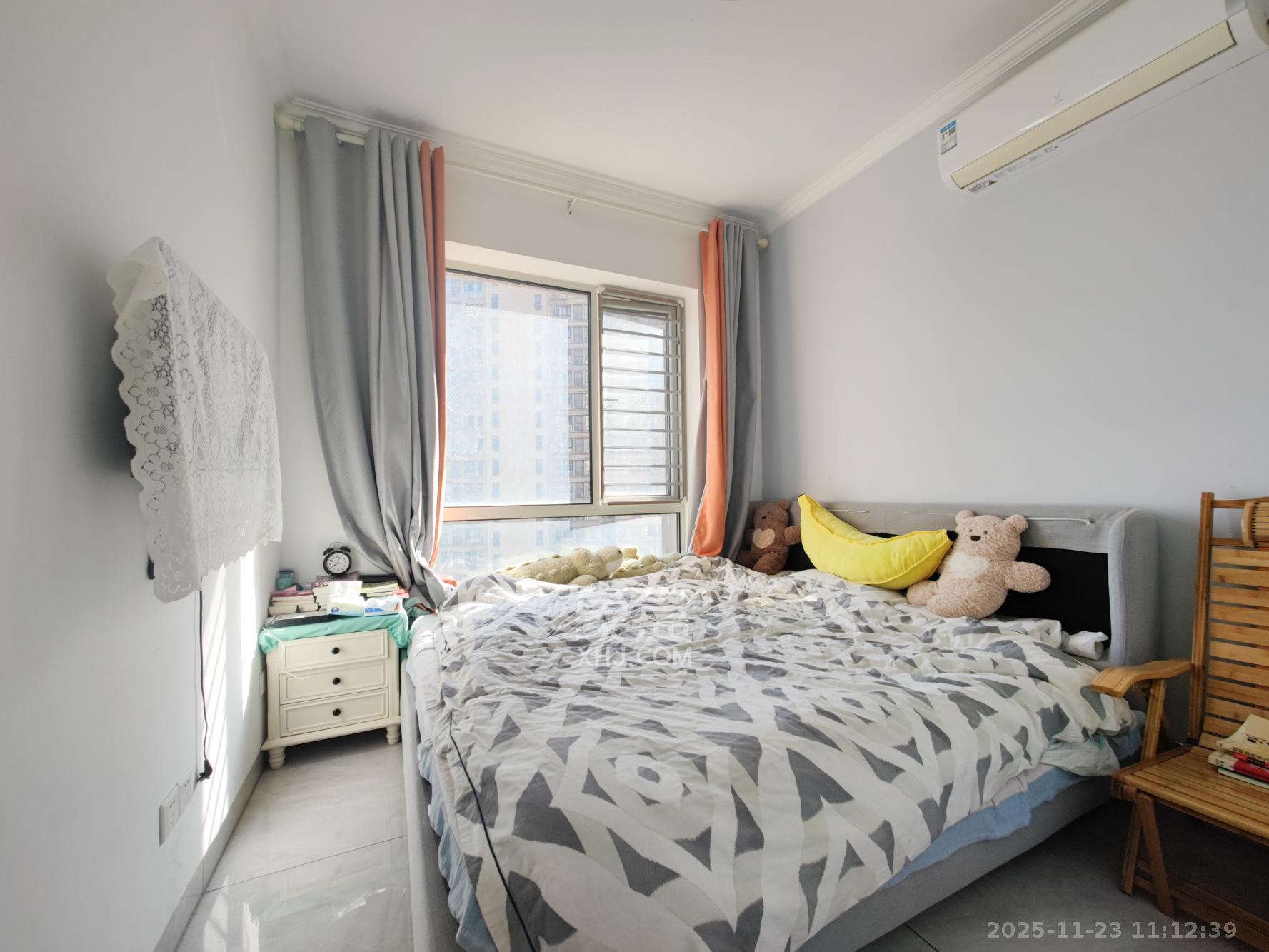 五矿万境水岸一期（万境水岸嘉苑）  3室2厅1卫    78.0万卧室