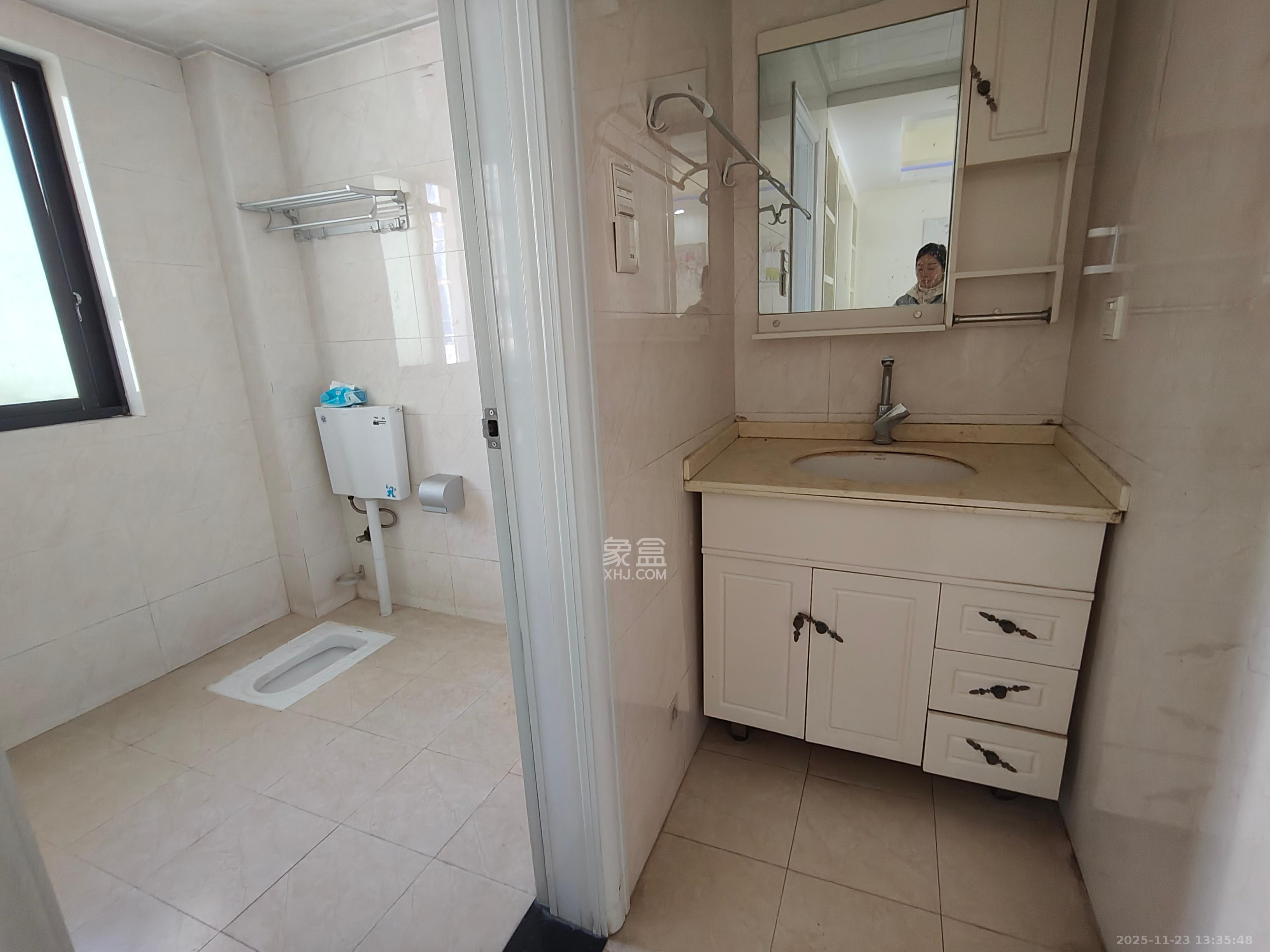 东方名都百草园 3室2厅1卫 2000.0元/月 东方名都百草园 3室2厅1卫 2000.0元/月室内图