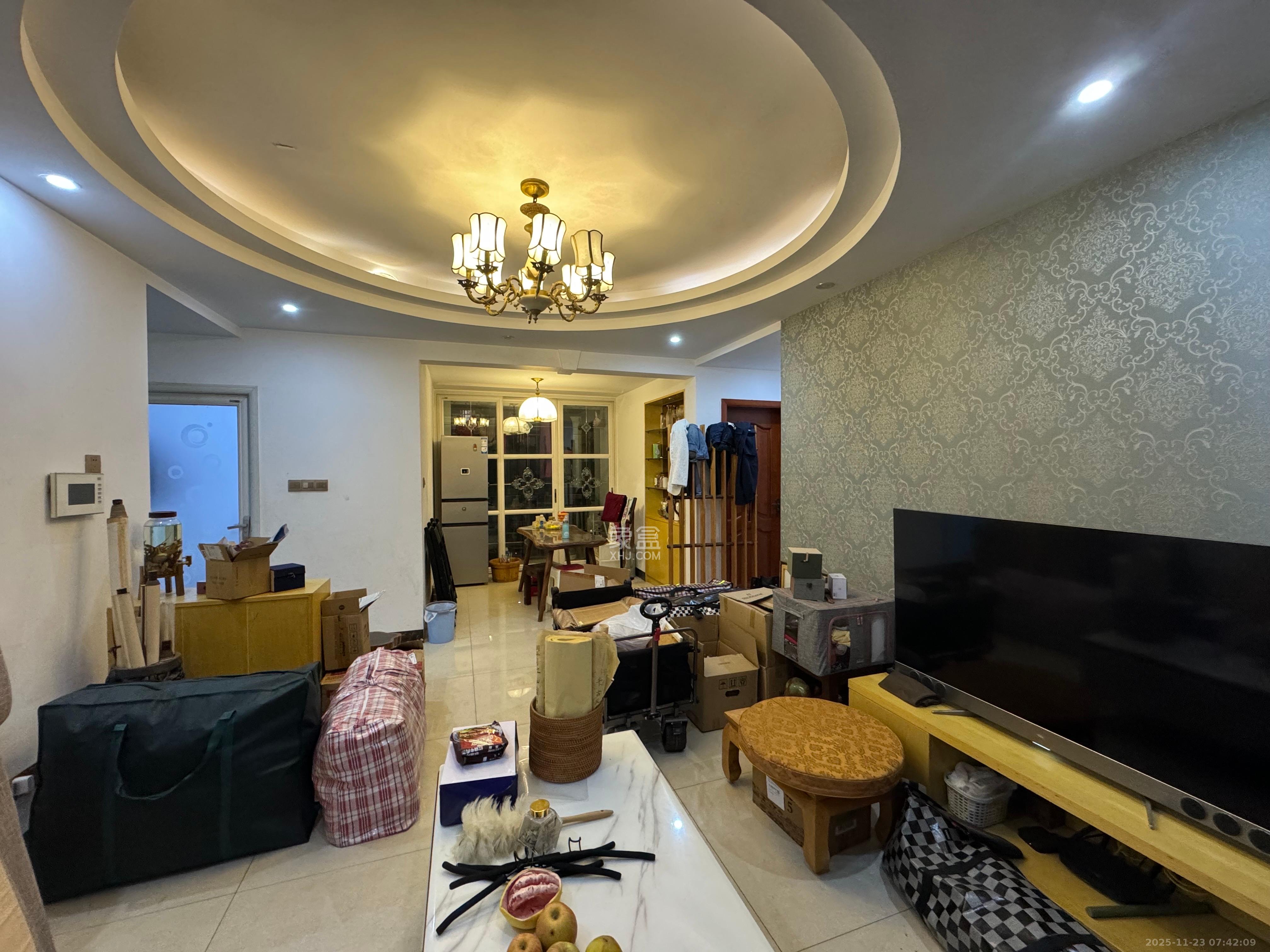 庄园心伽泊 3室2厅1卫 2200.0元/月 庄园心伽泊 3室2厅1卫 2200.0元/月室内图