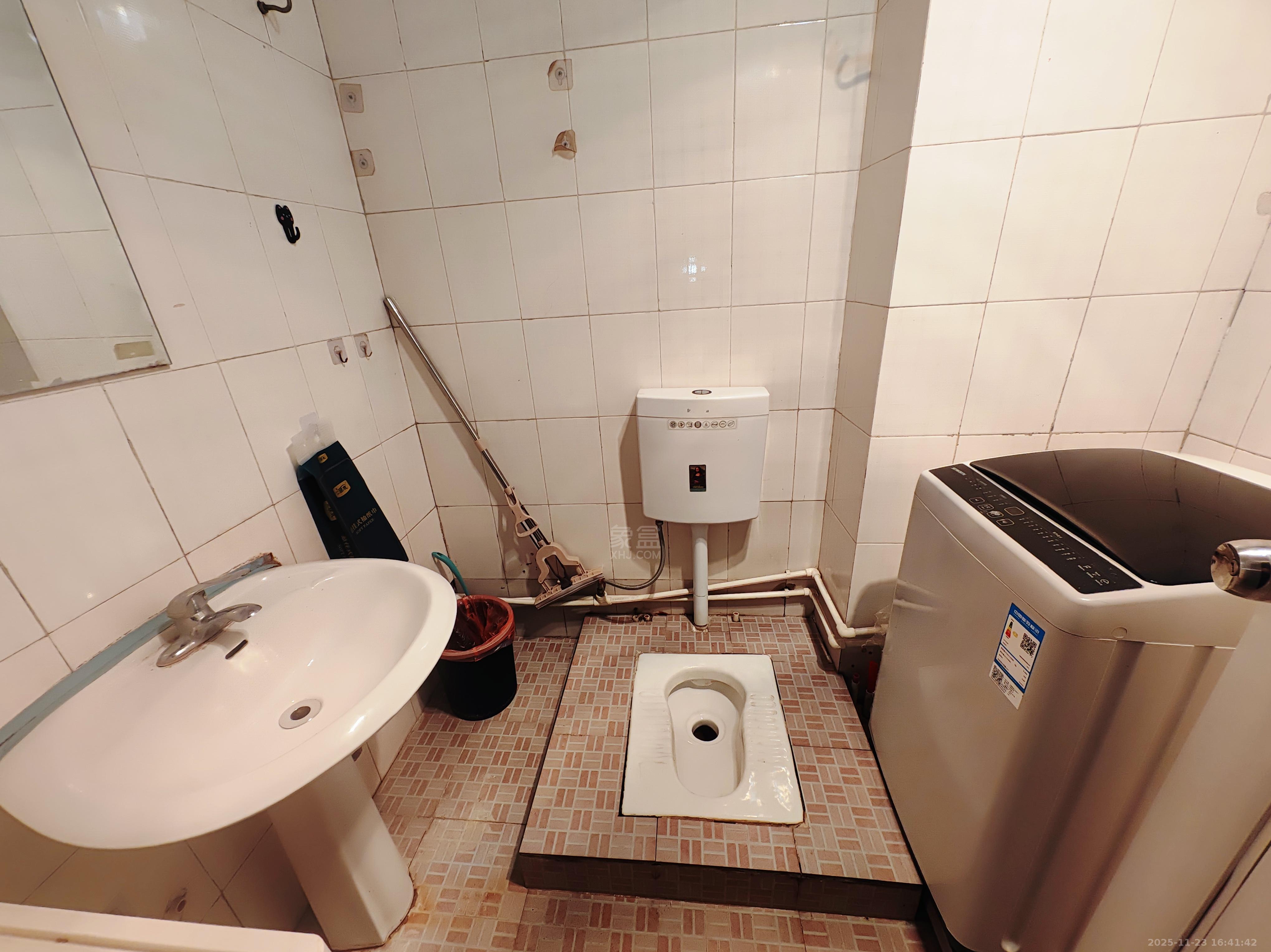 庐山春天大厦（和一宾馆）  1室0厅0卫    1200.0元/月室内图