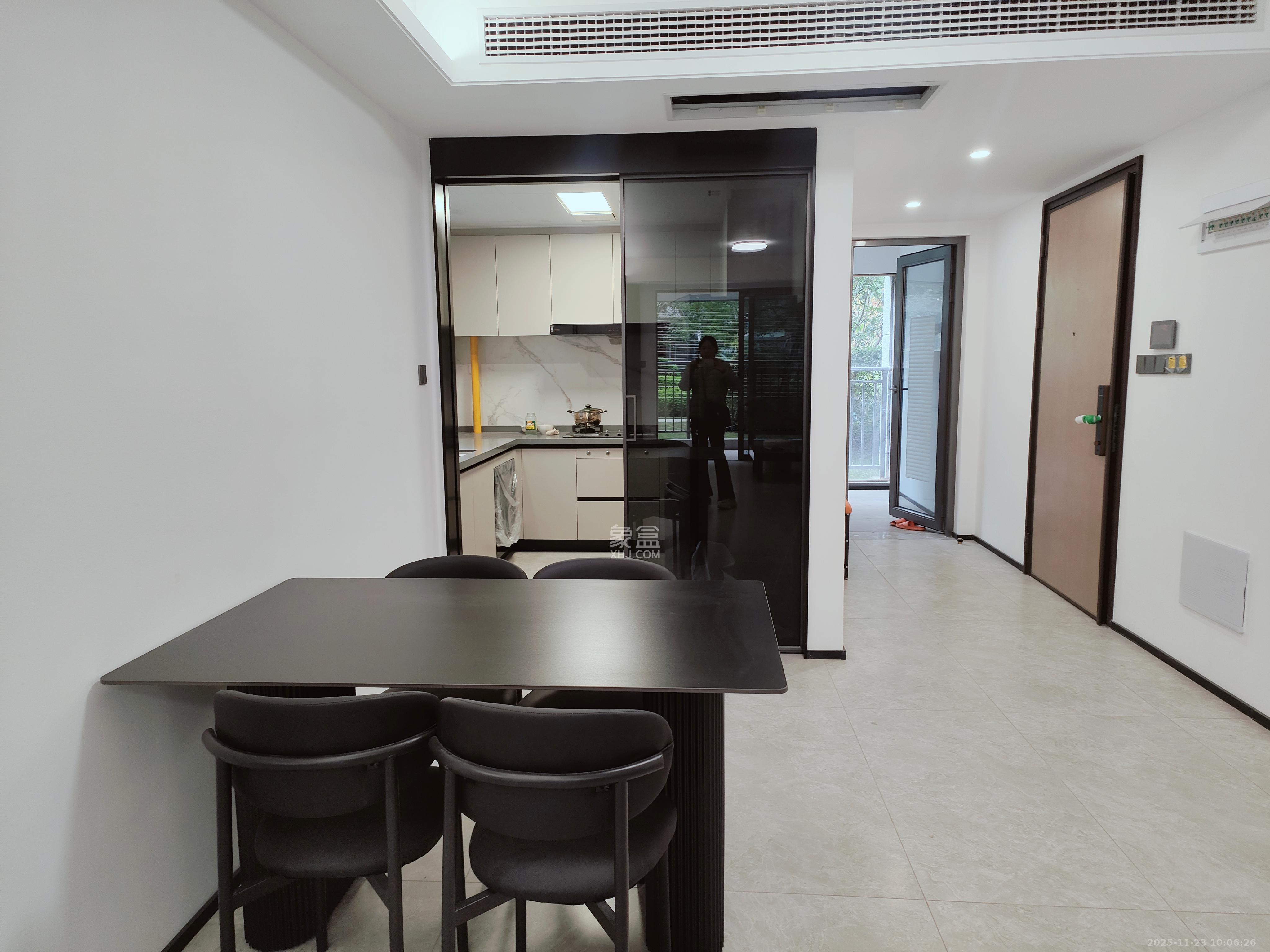 中海寰宇天下 4室2厅2卫 3800.0元/月 中海寰宇天下 4室2厅2卫 3800.0元/月室内图