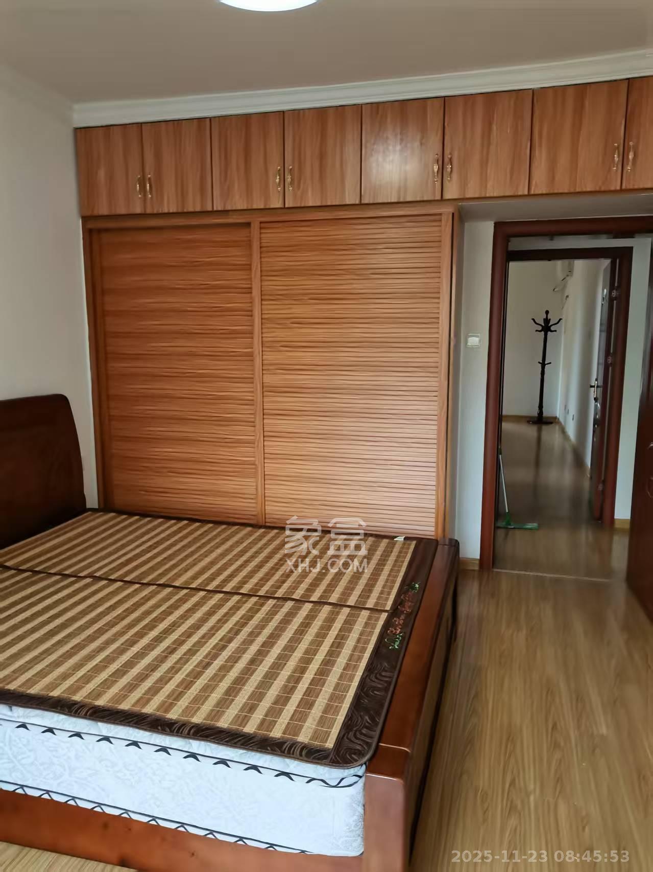 北辰三角洲E5区 4室2厅2卫 4800.0元/月 北辰三角洲E5区 4室2厅2卫 4800.0元/月室内图