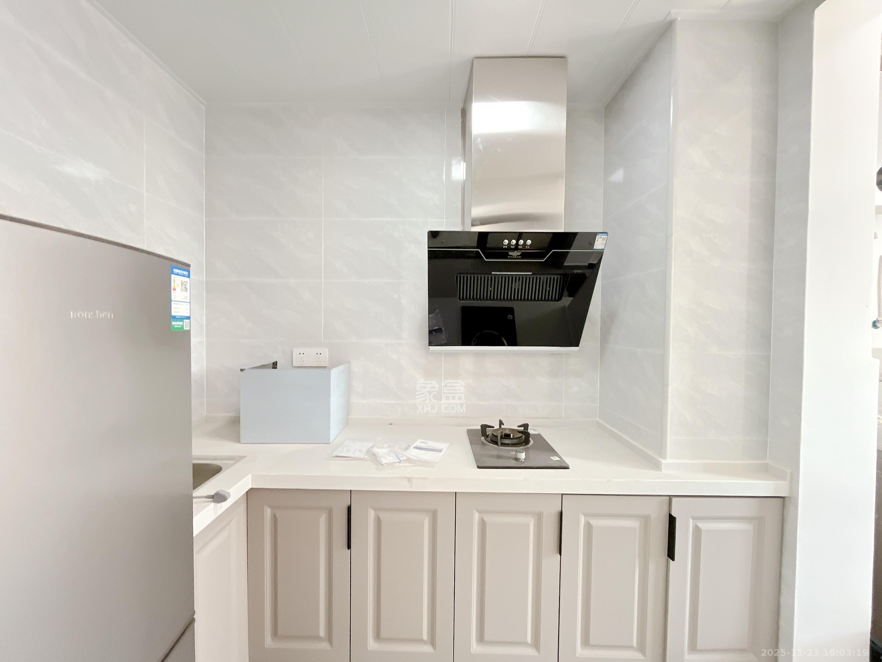 天健城 1室1厅1卫 2200.0元/月 天健城 1室1厅1卫 2200.0元/月室内图