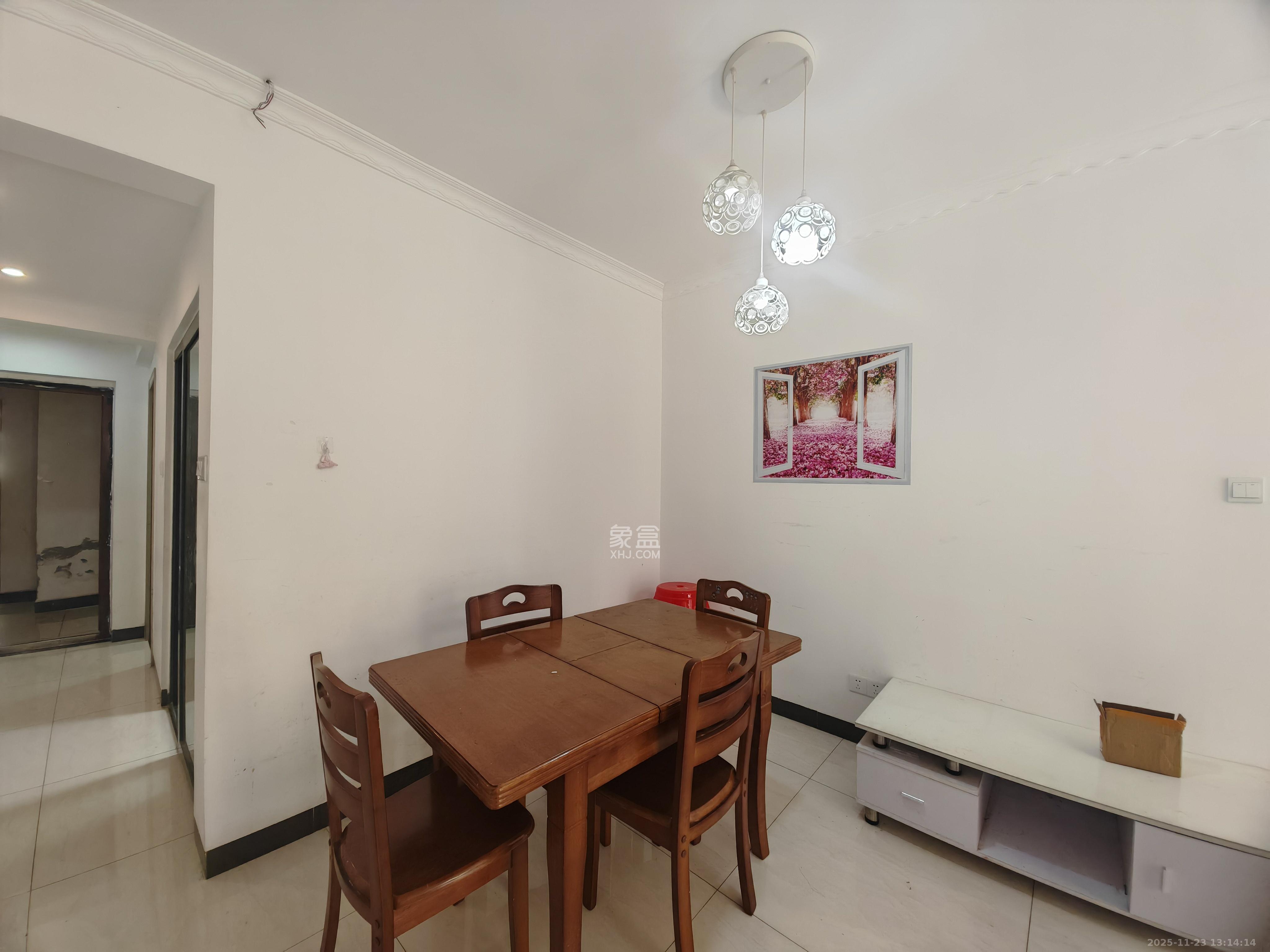 天骄福邸  2室2厅2卫    2600.0元/月室内图