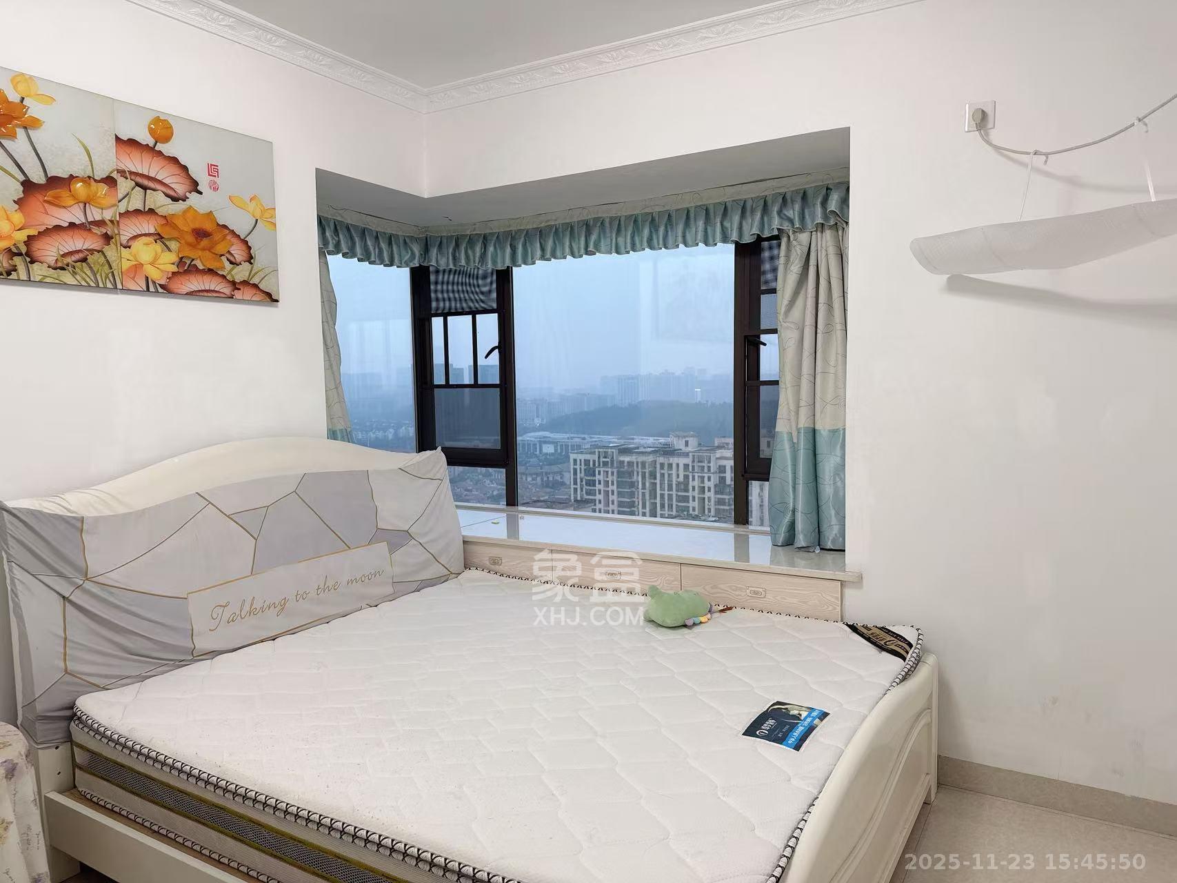 卓越蔚蓝海岸三期 2室2厅1卫 2000.0元/月 卓越蔚蓝海岸三期 2室2厅1卫 2000.0元/月室内图